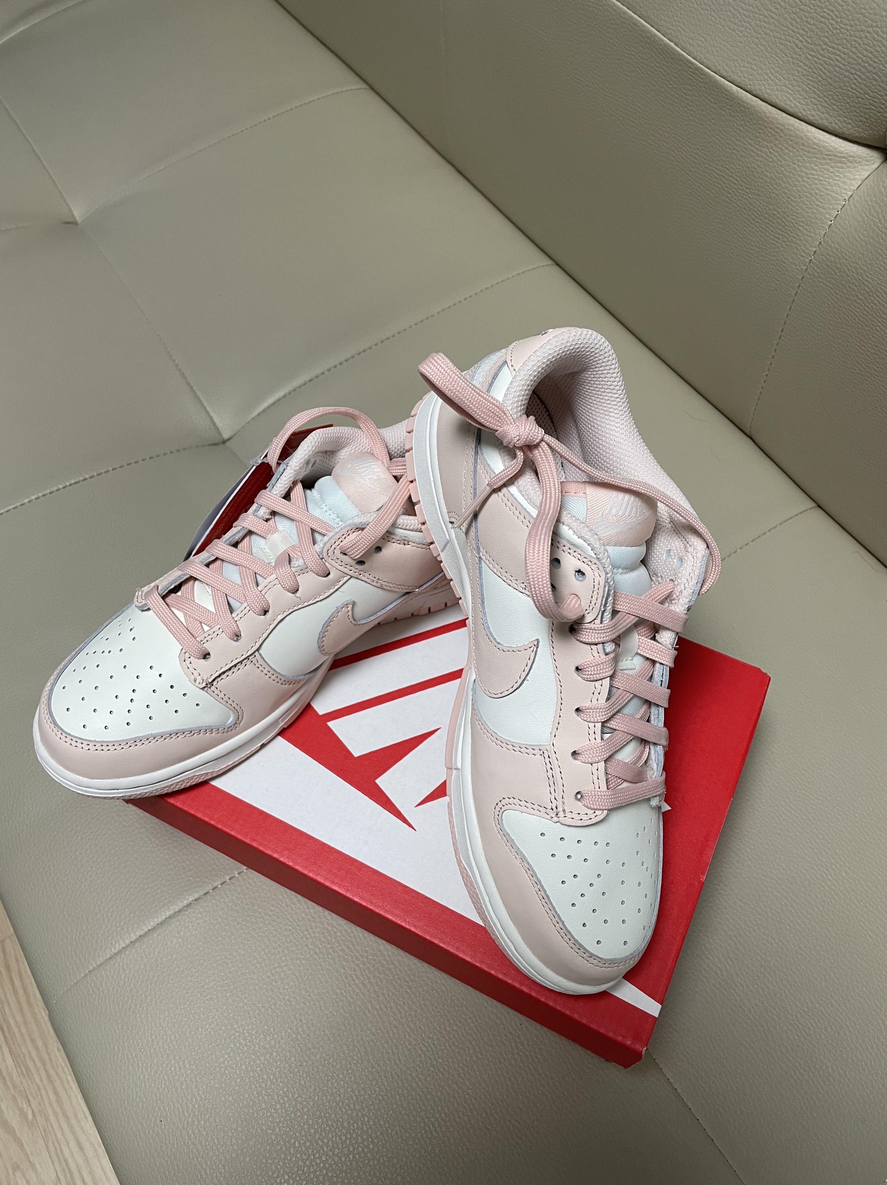 (W) Nike Dunk Low Orange Pearl 착용 스타일