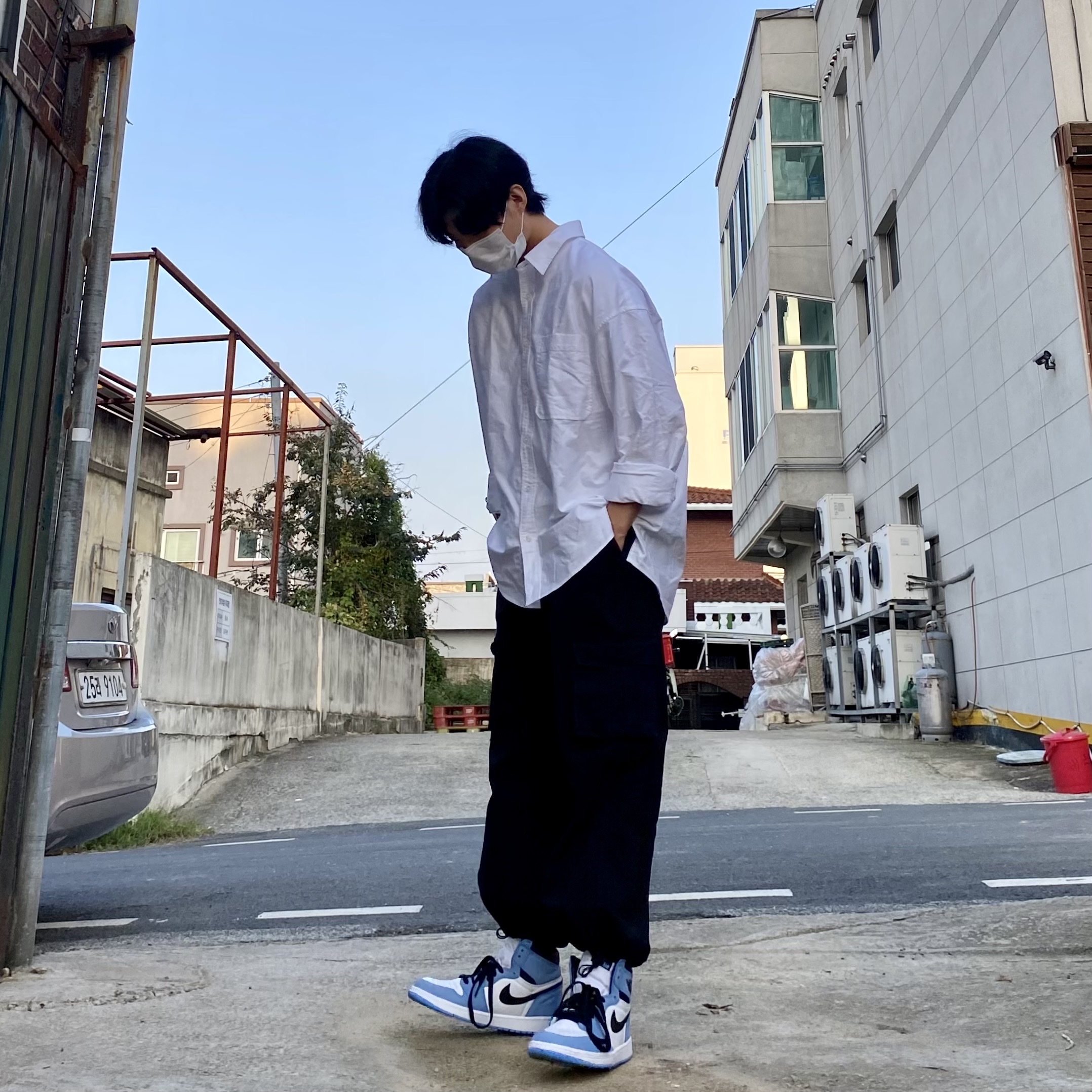 Jordan 1 Retro High OG University Blue 착용 스타일
