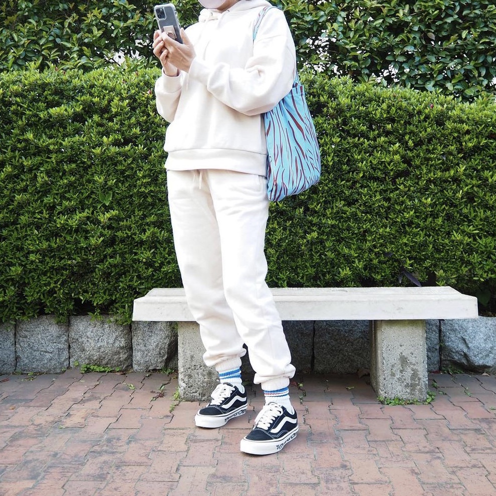 Vans Vault x CDG OG Old Skool LX Side Wall 착용 스타일 - 4