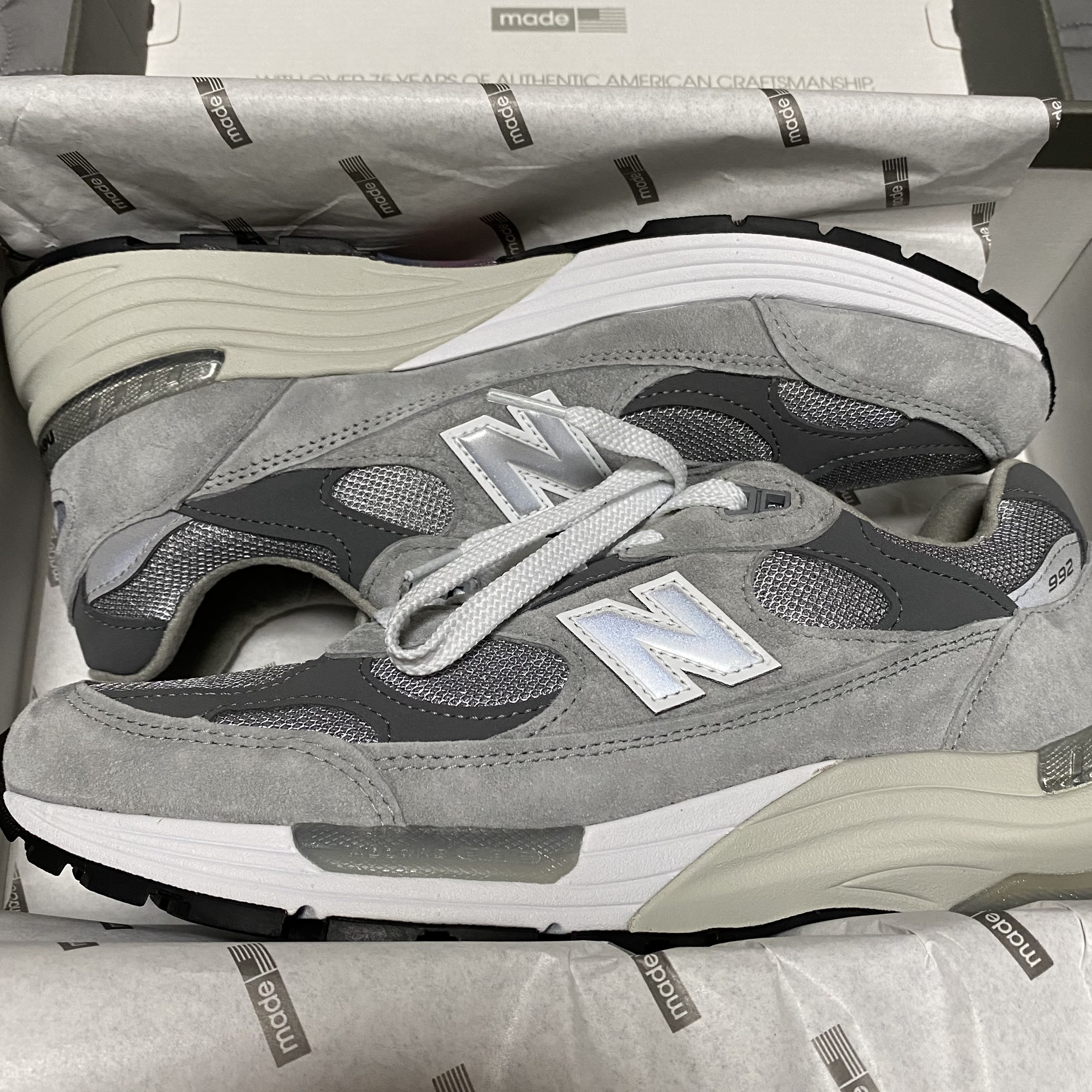 New Balance 992 Made in USA Grey - D Standard 착용 스타일 - 2