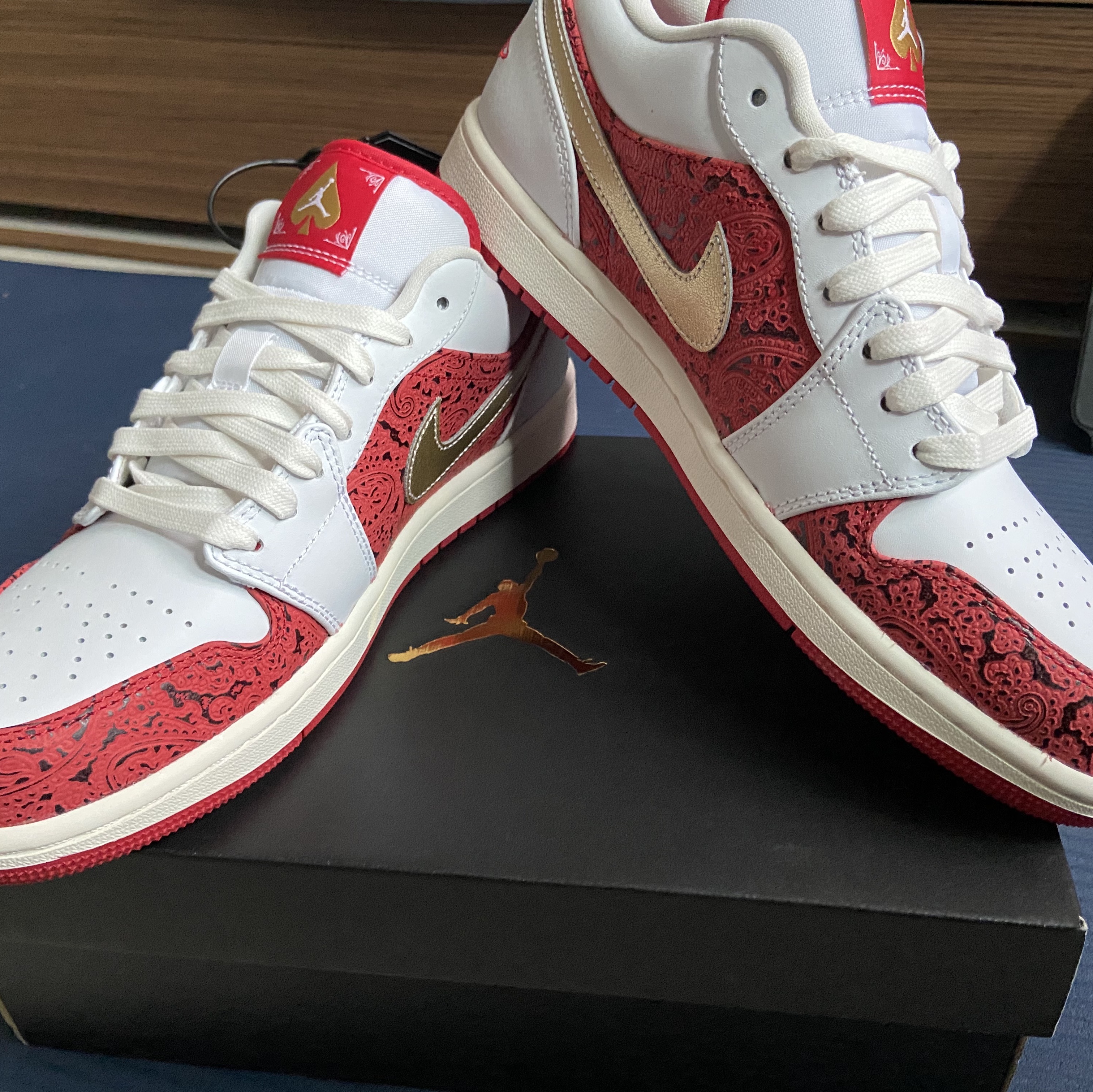 Jordan 1 Low SE Spades 착용 스타일 - 1