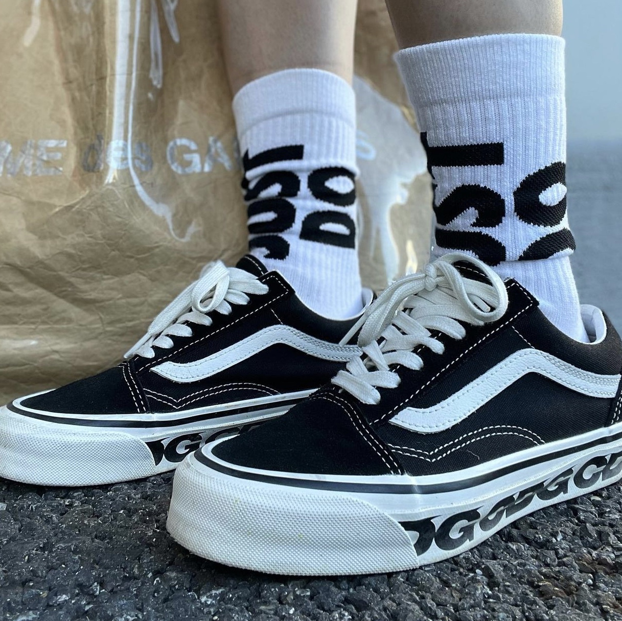 Vans Vault x CDG OG Old Skool LX Side Wall 착용 스타일 - 3