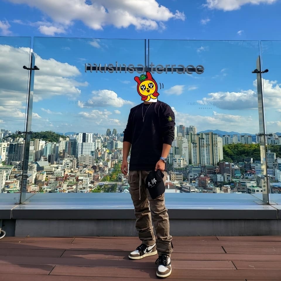 Jordan 1 x Travis Scott Retro High OG SP Mocha 착용 스타일