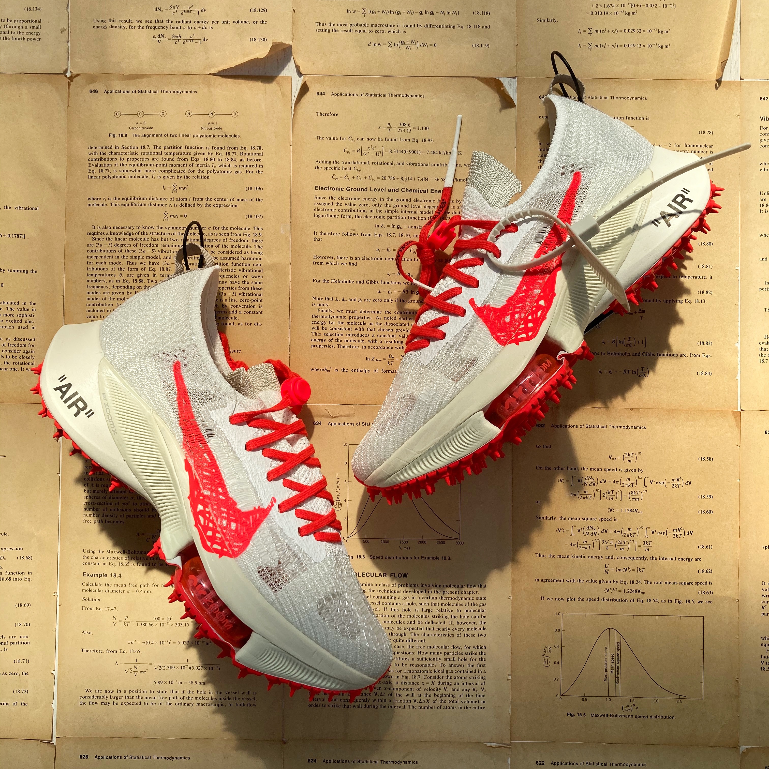 Nike x Off-White Air Zoom Tempo Next% Solar Red 착용 스타일