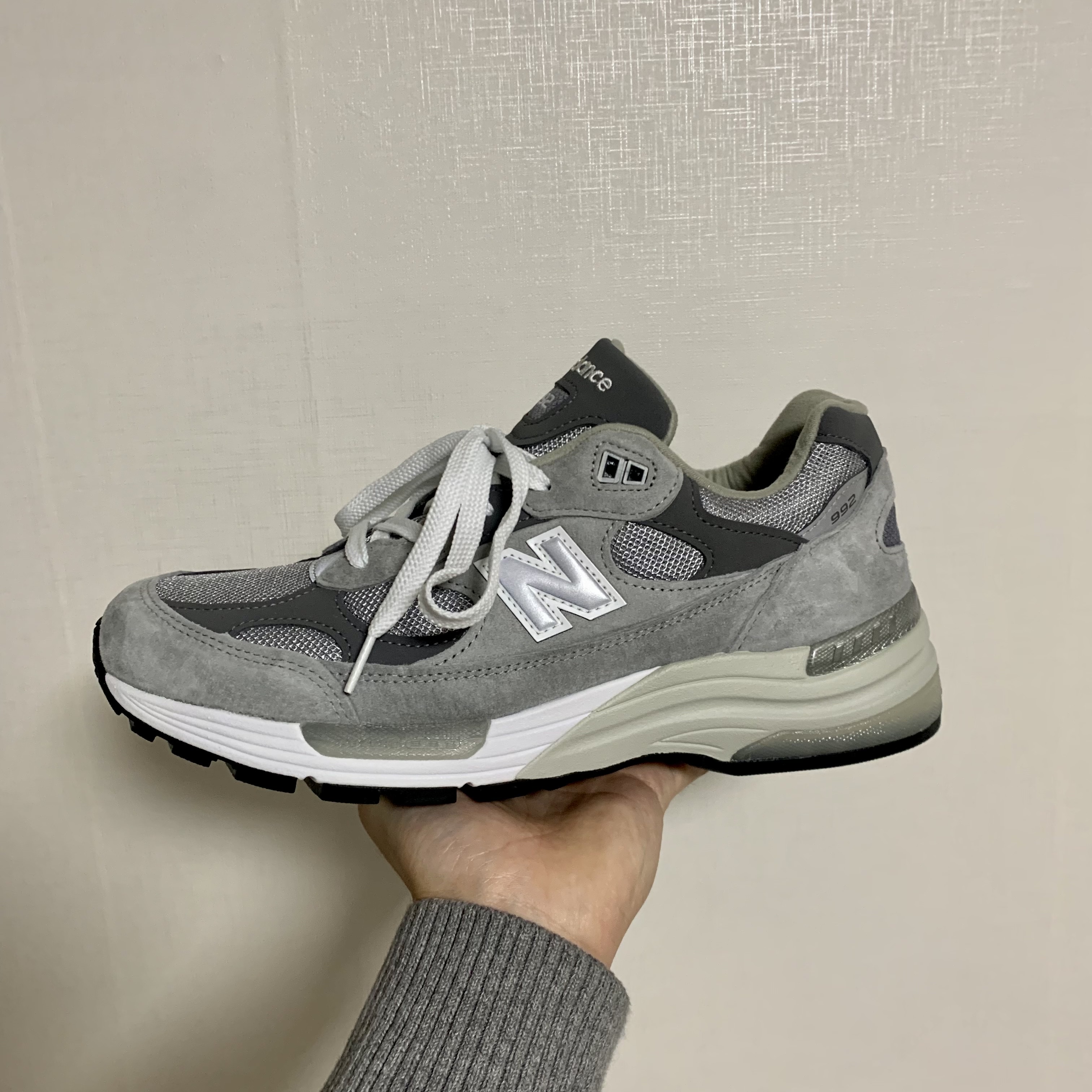 New Balance 992 Made in USA Grey - D Standard 착용 스타일 - 1