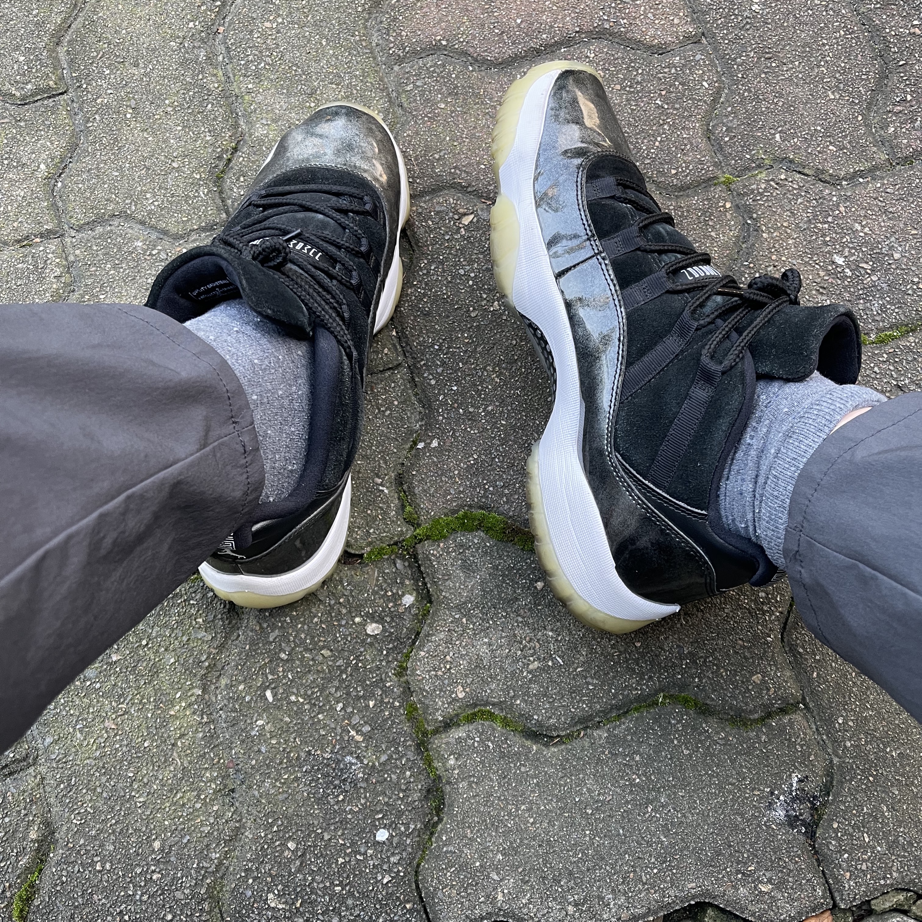Jordan 11 Retro Low Barons 착용 스타일