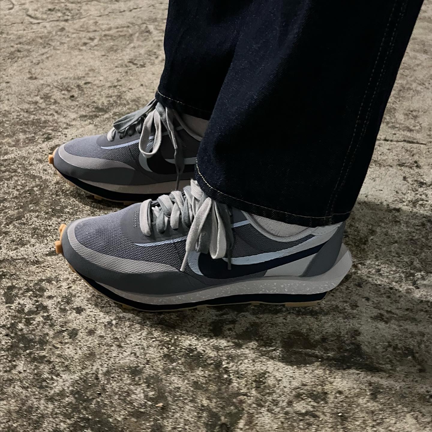 Nike x Sacai x Clot LDWaffle Cool Grey, Essentials Coach Jacket Black - 21SS 착용 스타일 - 2