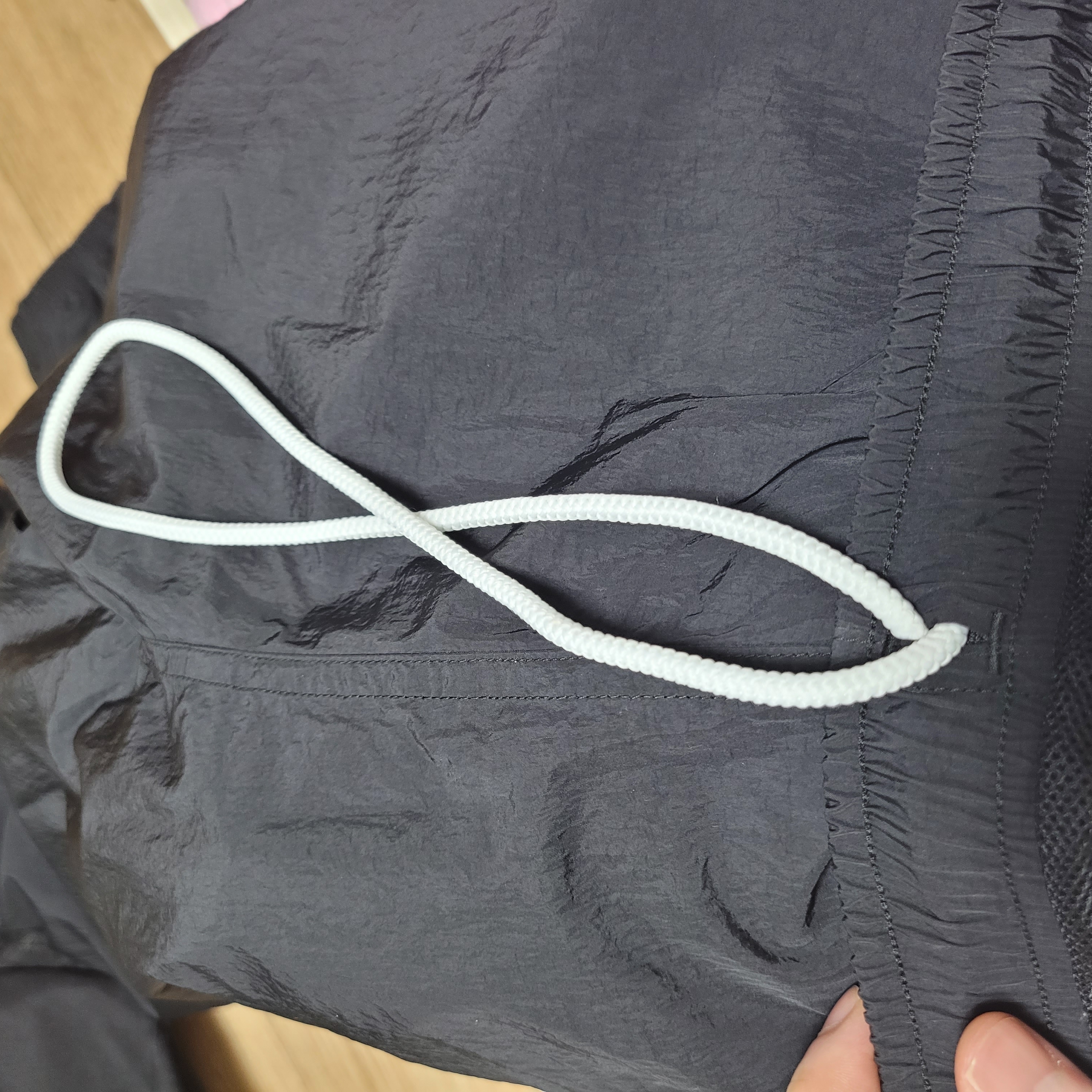 Nike M NRG Track Pants Black 착용 스타일