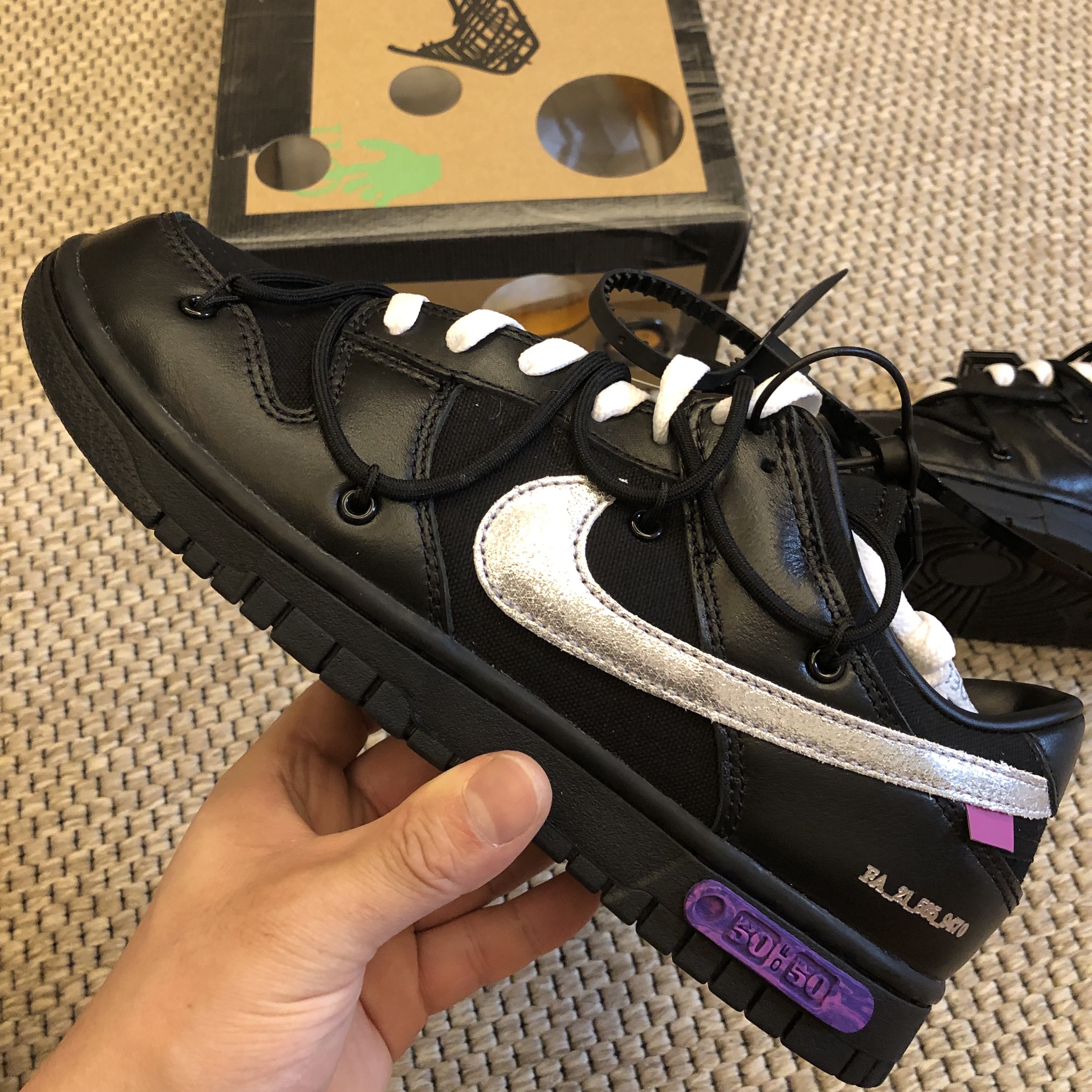 Nike x Off-White Dunk Low The 50 - Lot 50 착용 스타일 - 2