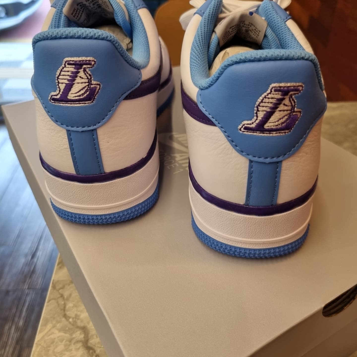 Nike x NBA Air Force 1 '07 LV8 EMB White and Coast Field 착용 스타일 - 3
