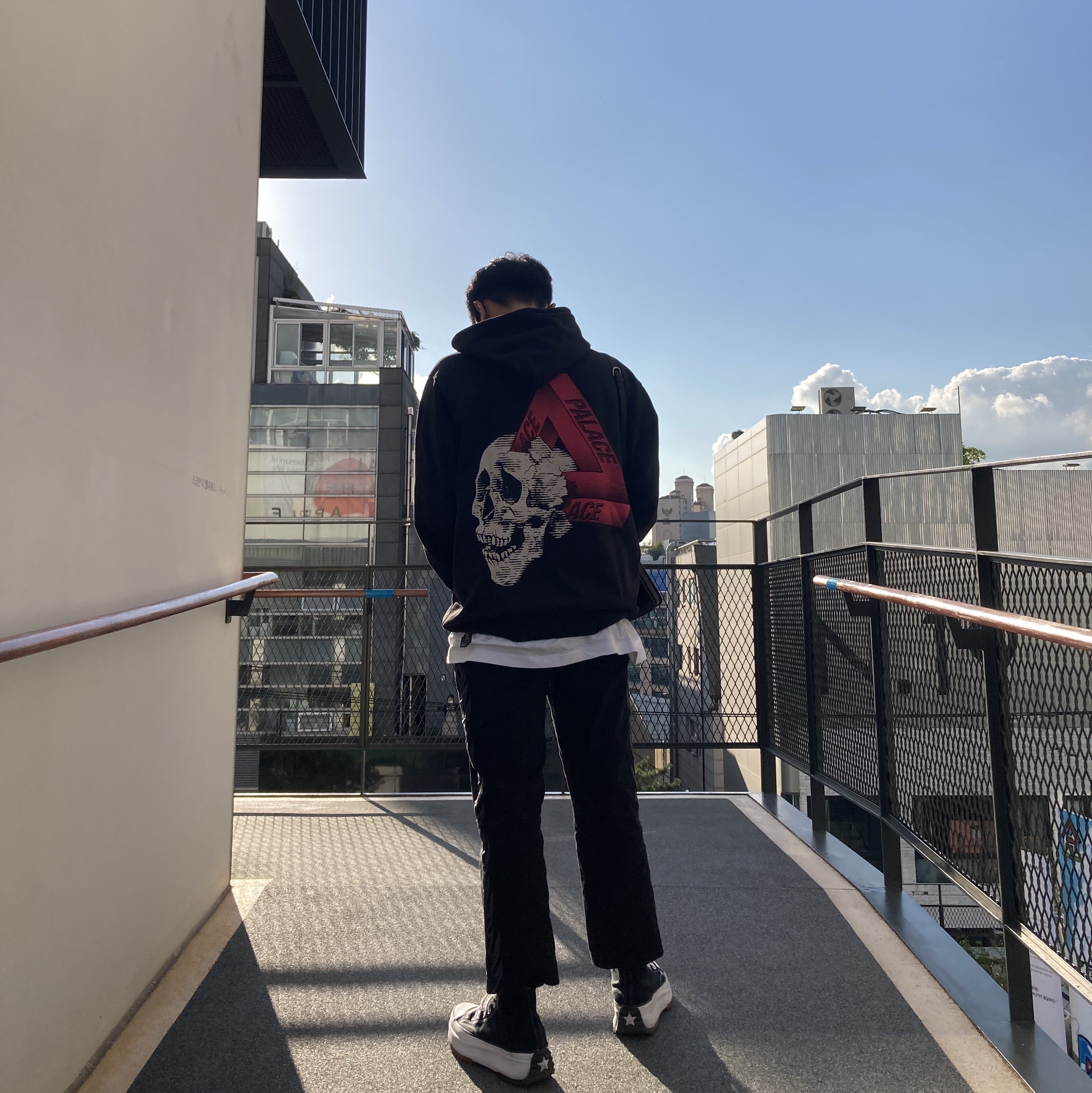 Palace Tri-Crusher Hood Black - 20FW, Converse Run Star Hike Hi Black White Gum 착용 스타일