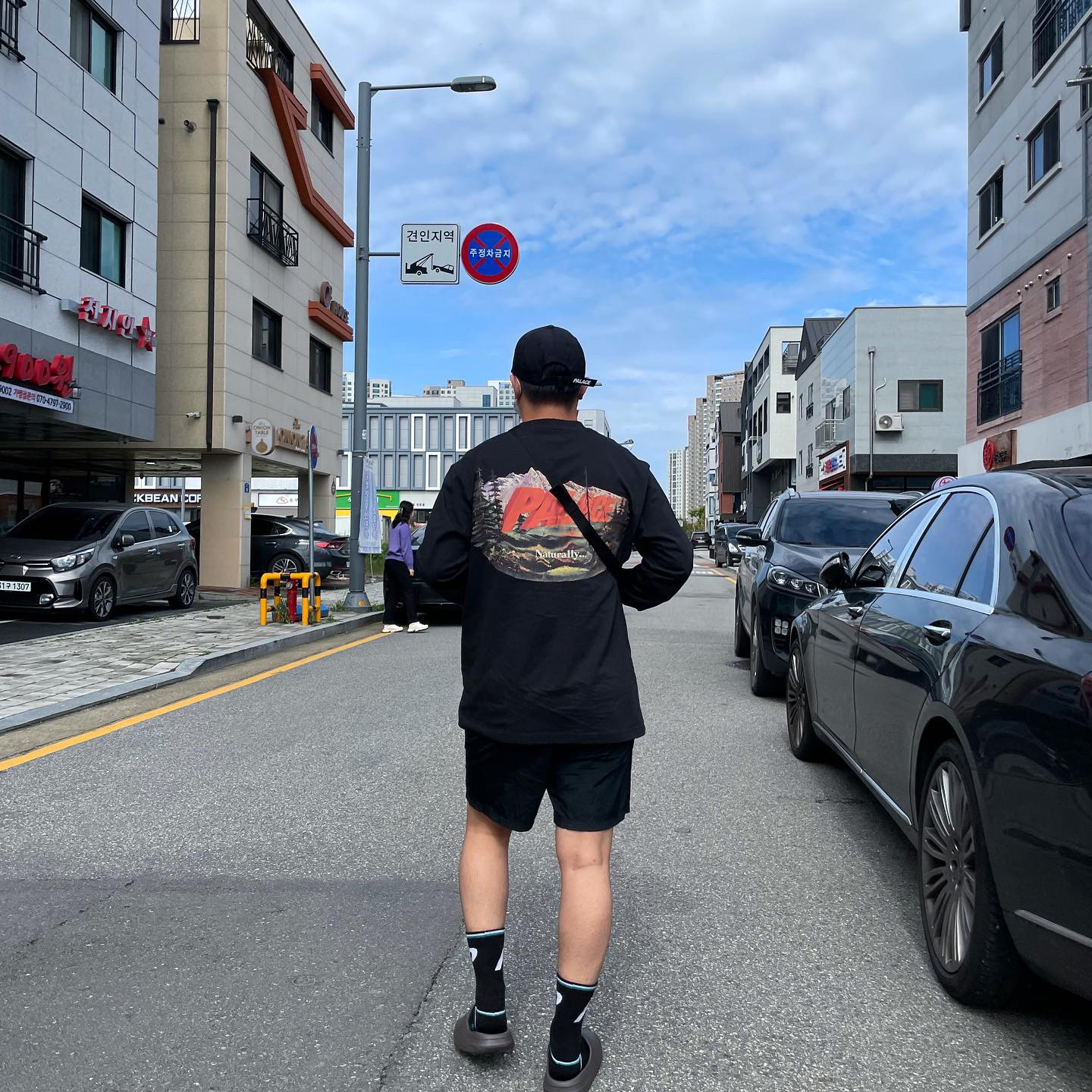 Palace Chapping Long Sleeve Black - 21FW, Adidas Yeezy Slide Soot 2021 착용 스타일