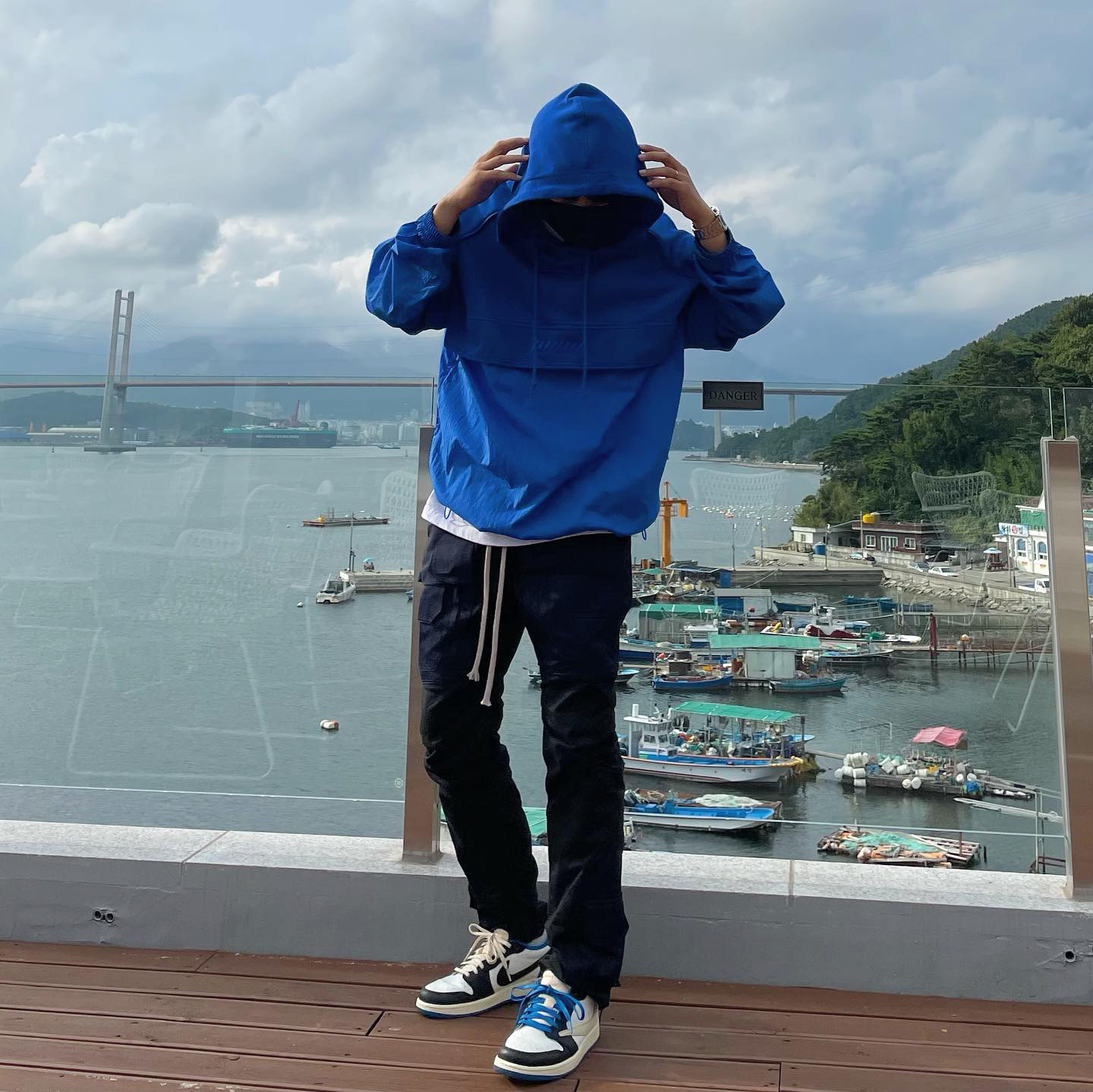 Jordan 1 x Travis Scott x Fragment Retro Low OG SP Military Blue 착용 스타일