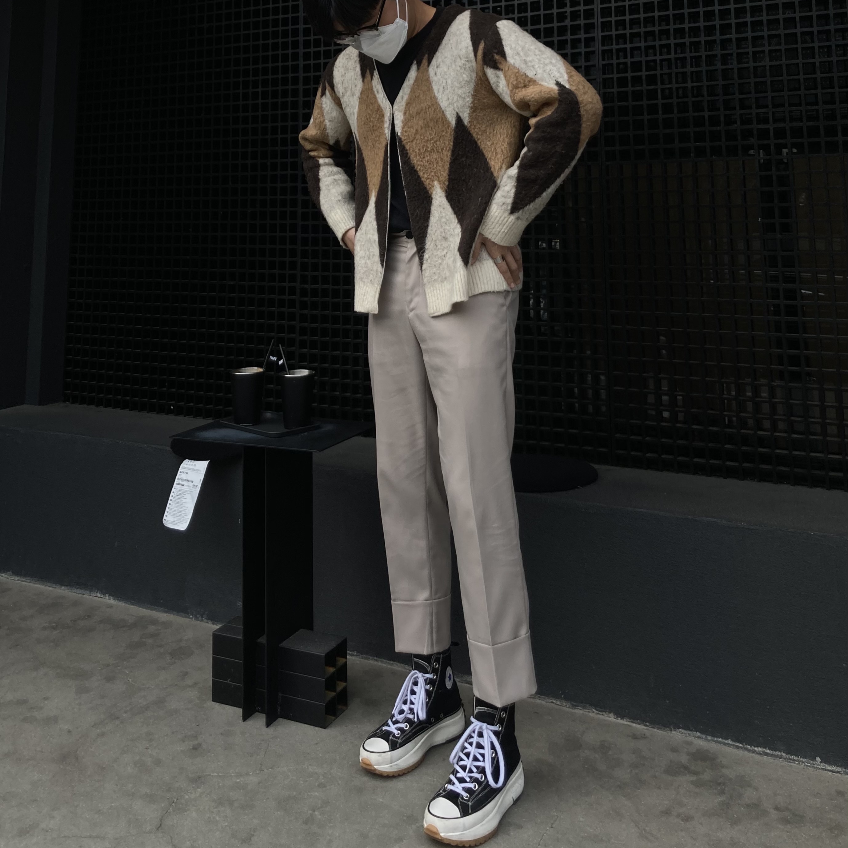 Converse x JW Anderson Run Star Hike Hi Black 착용 스타일