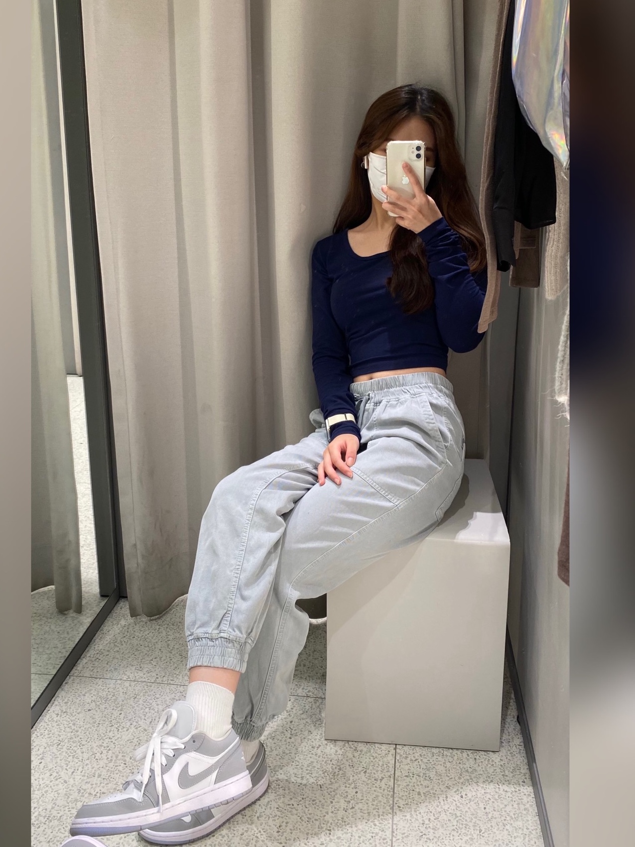 (W) Jordan 1 Low White Wolf Grey 착용 스타일