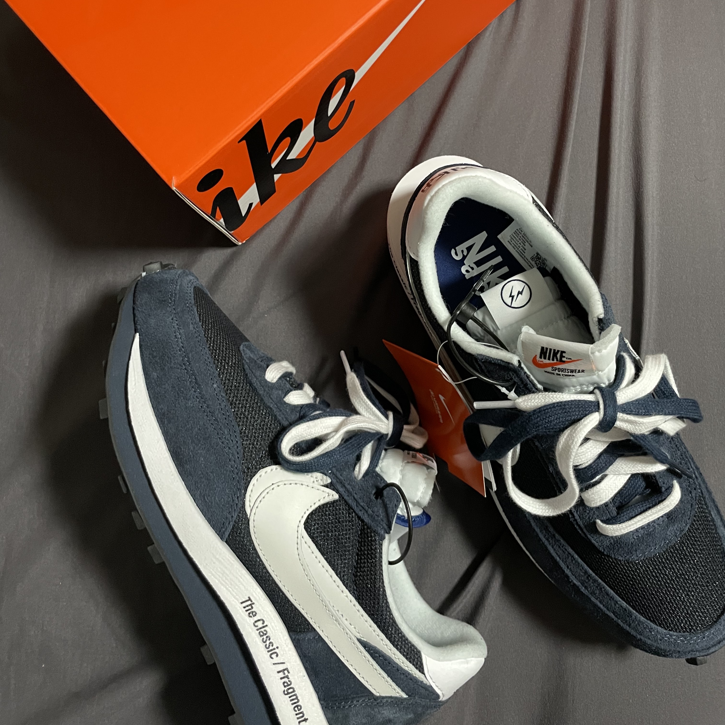 Nike x Sacai x Fragment LDWaffle Blackened Blue 착용 스타일 - 1