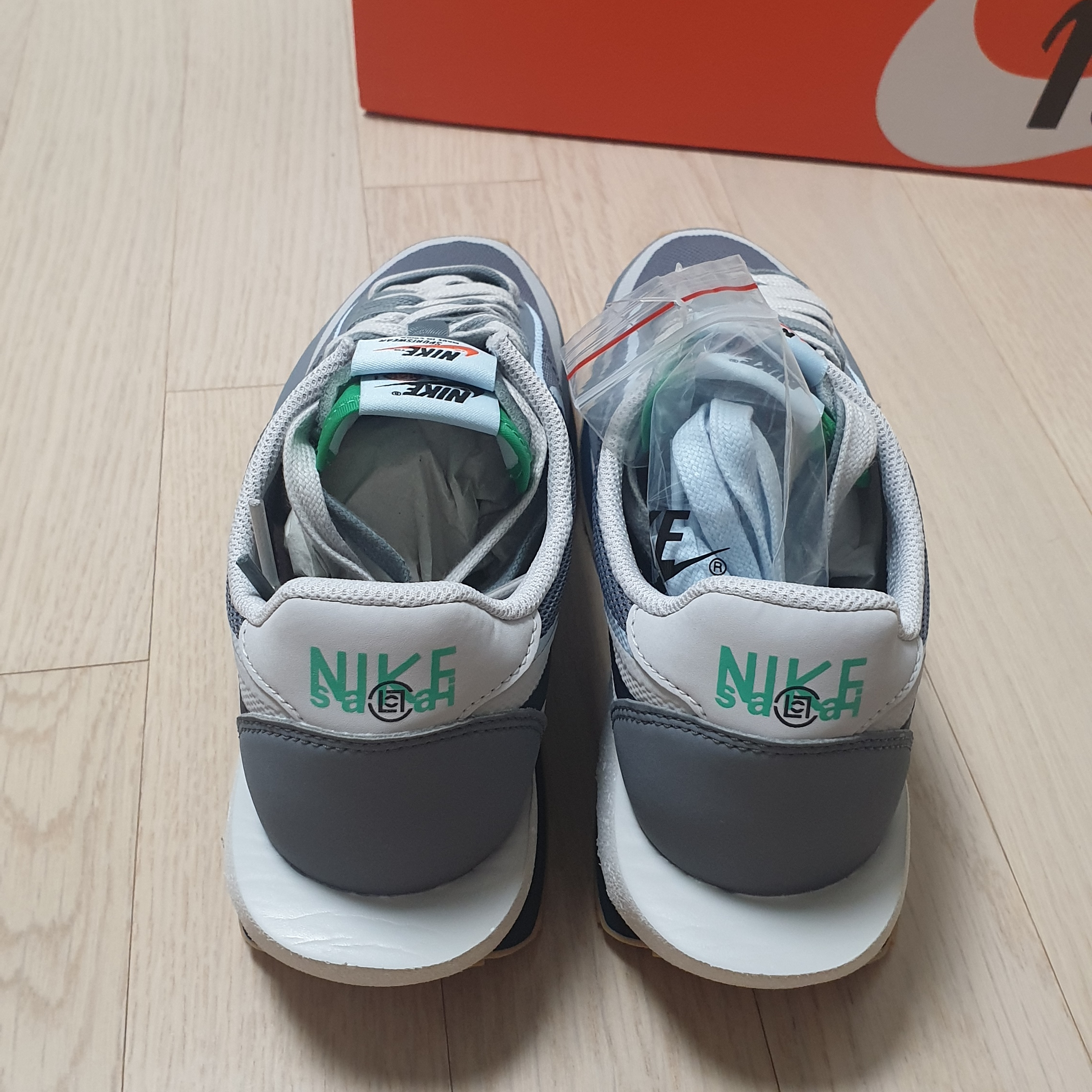 Nike x Sacai x Clot LDWaffle Cool Grey 착용 스타일 - 1