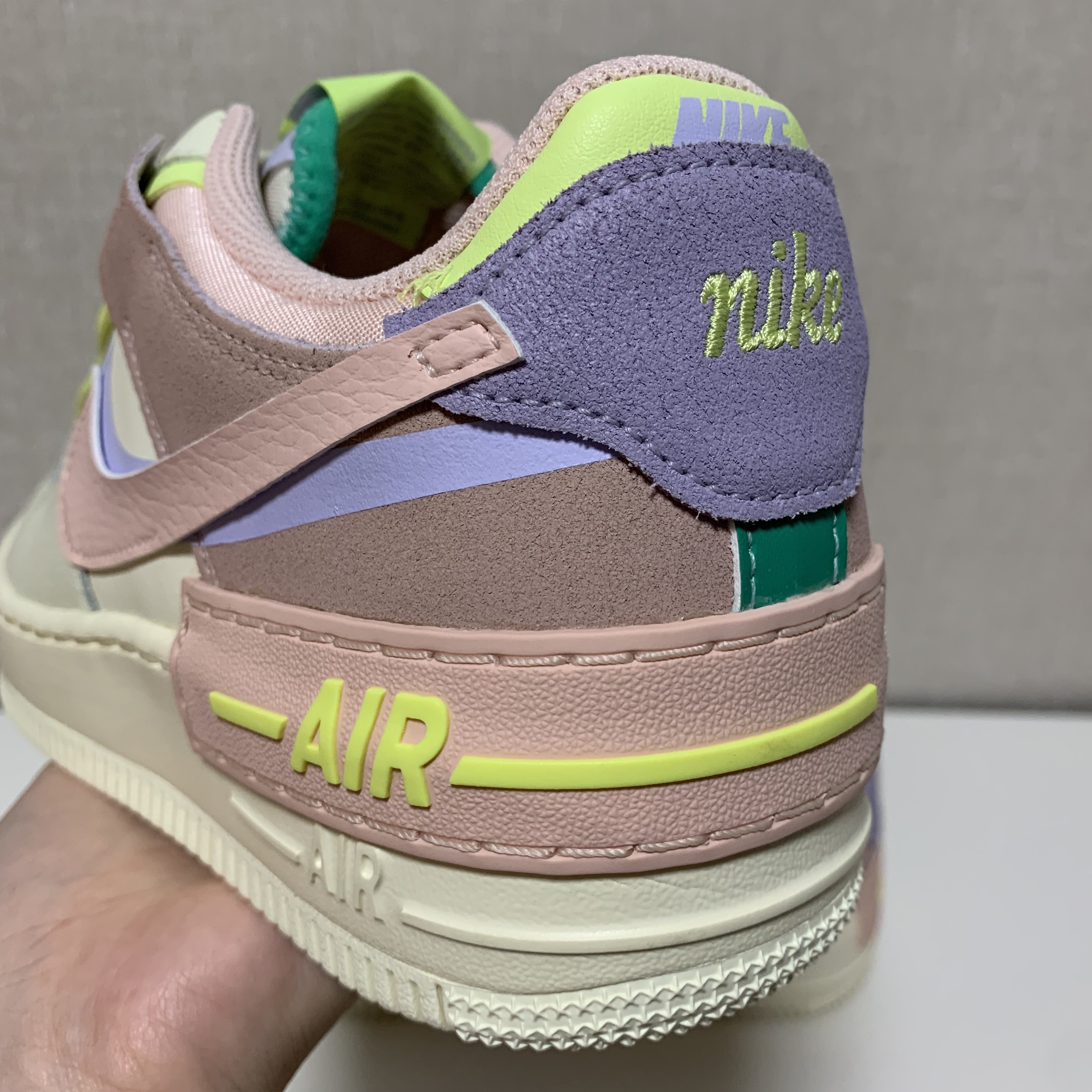 (W) Nike Air Force 1 Shadow Cashmere 착용 스타일 - 2
