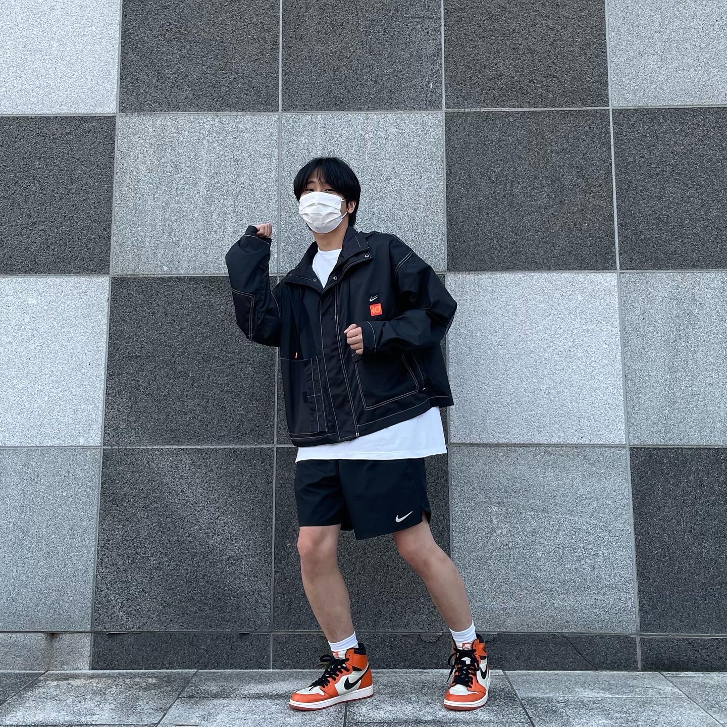 Jordan 1 Retro High OG Reverse Shattered Backboard 착용 스타일