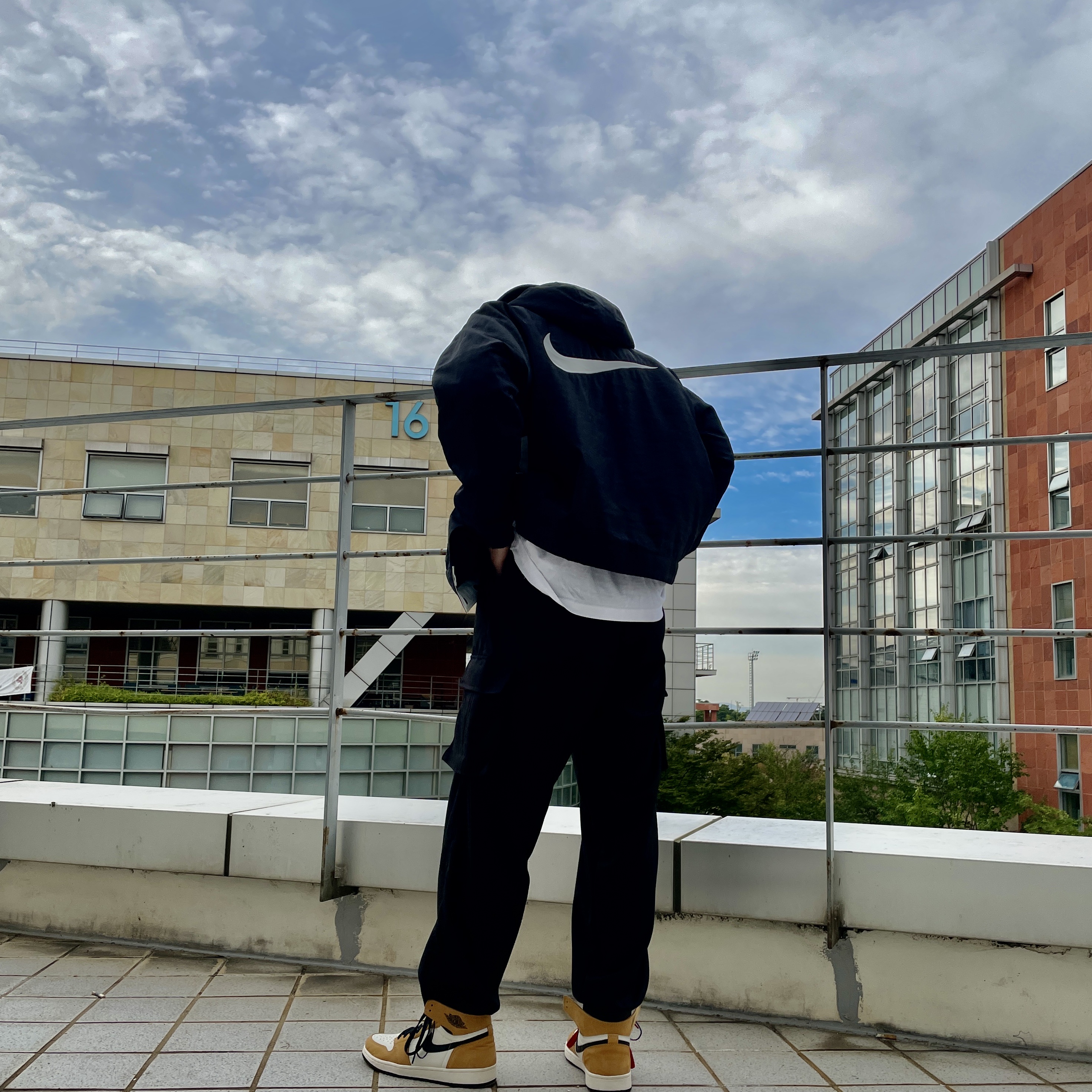 Jordan 1 Retro High Rookie of the Year, (W) Nike x Ambush NBA Collection Nets Jacket - US/EU 착용 스타일 - 1