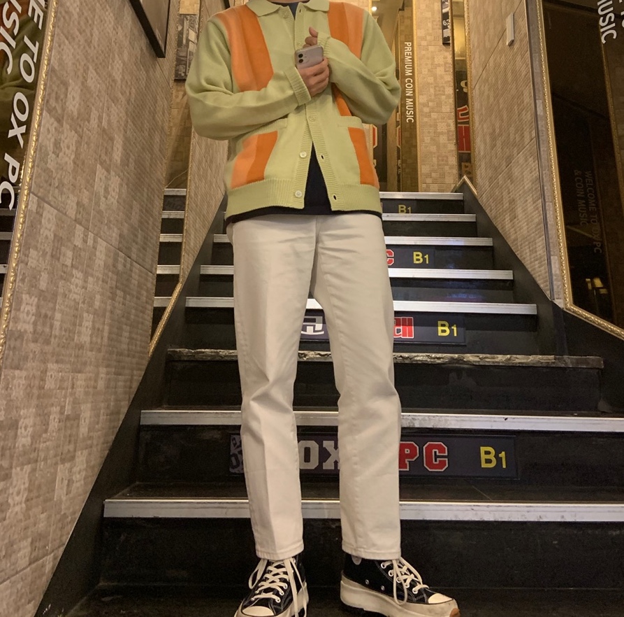IAB Studio x Obey Archer Cardigan Yellow, Converse x JW Anderson Run Star Hike Hi Black 착용 스타일 - 1