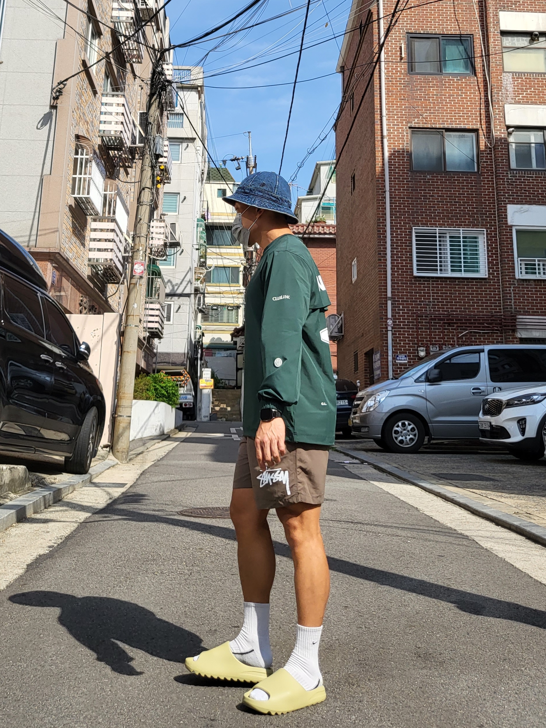 Nike x Drake Nocta Golf Crewneck Top Green - Asia, Stussy Big Stock Water Shorts Brown 착용 스타일 - 2