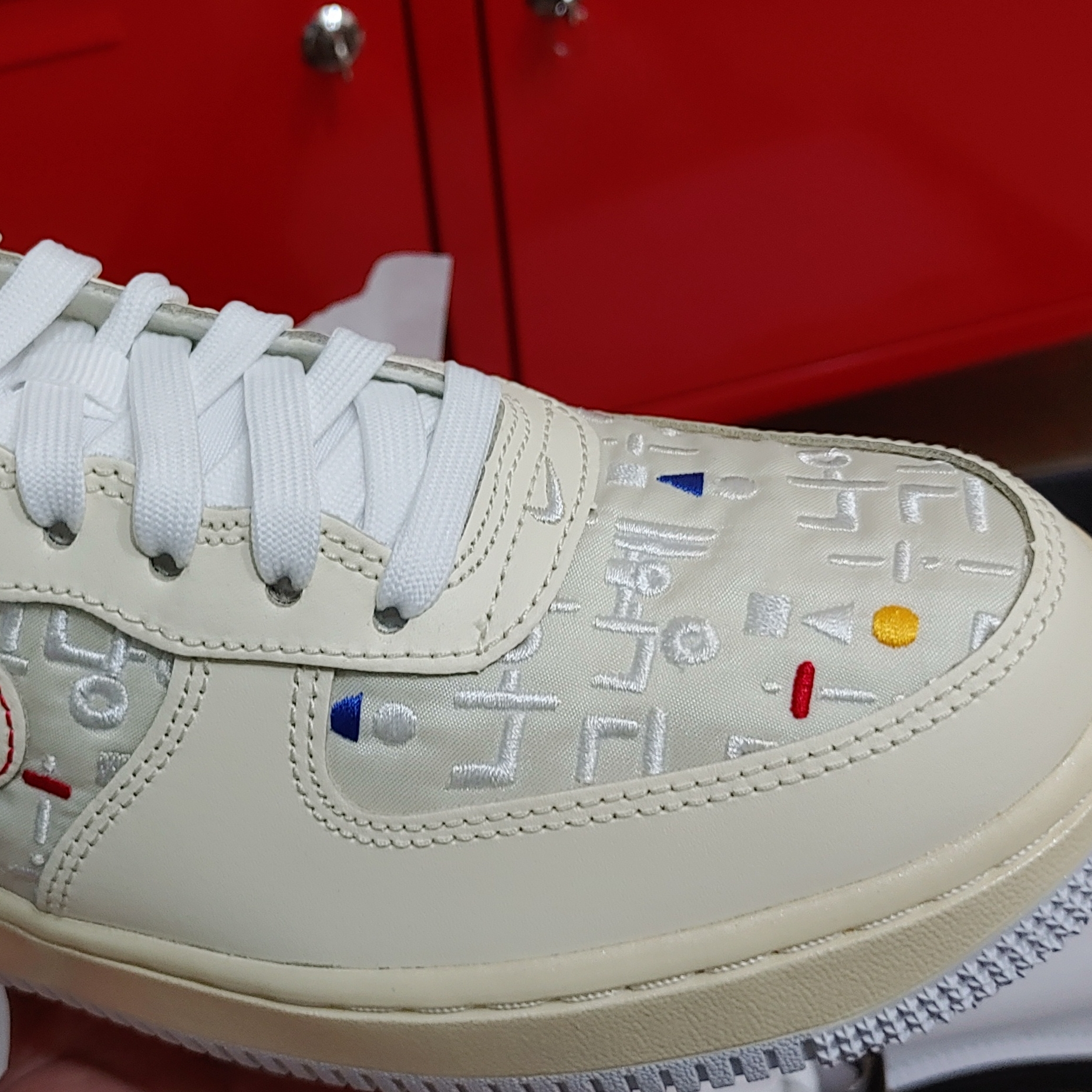 (W) Nike Air Force 1 '07 LV8 Hangul Day, Nike Air Force 1 '07 LV8 Hangul Day 착용 스타일 - 2