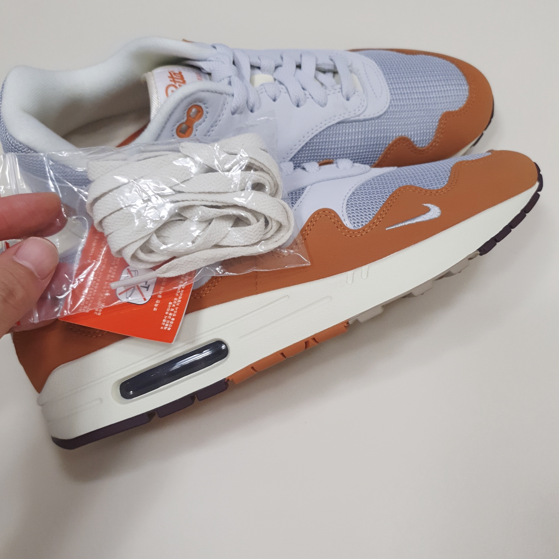 Nike x Patta Air Max 1 Monarch 착용 스타일 - 5