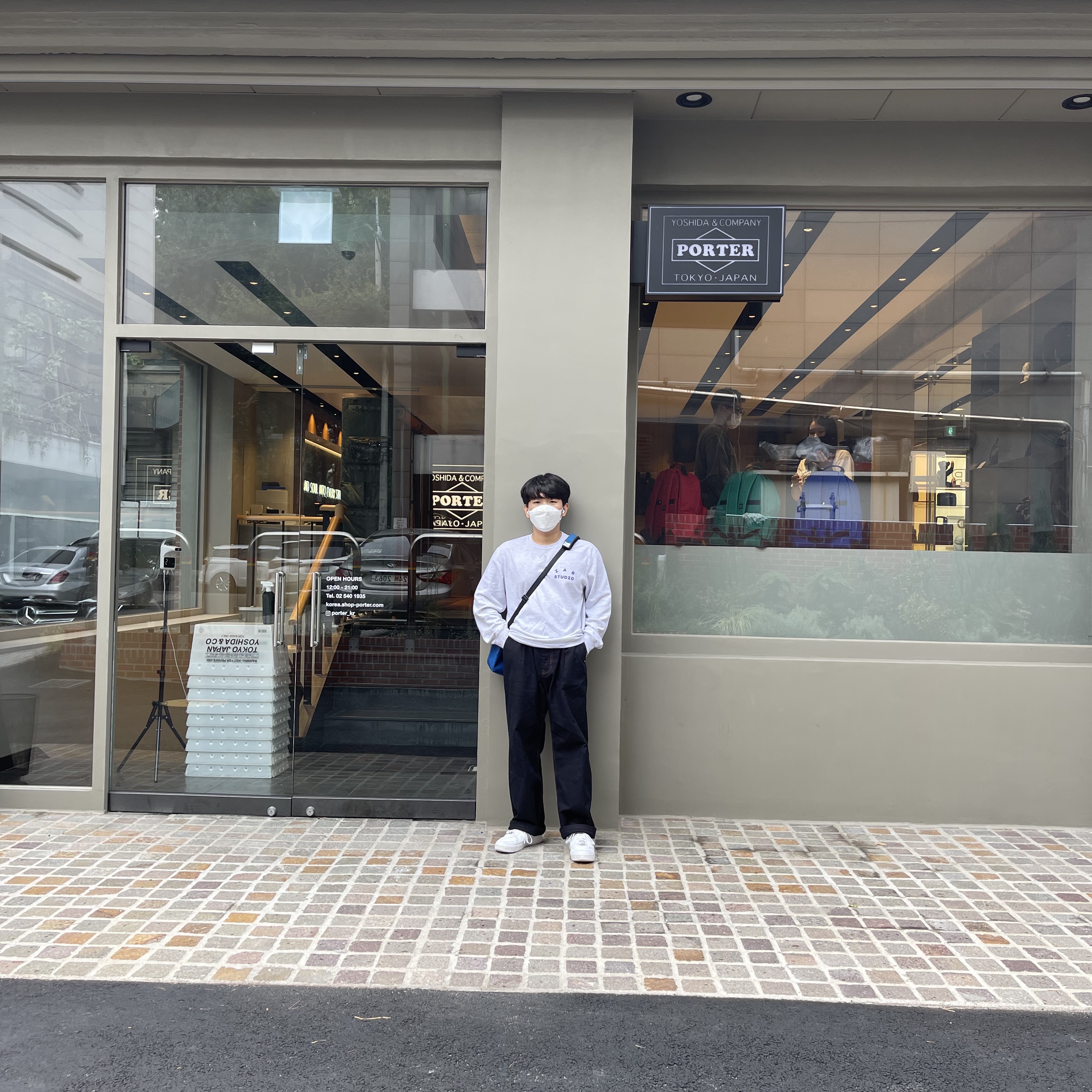 IAB Studio Long Sleeve Light Gray, Nike Air Force 1 '07 Low White 착용 스타일