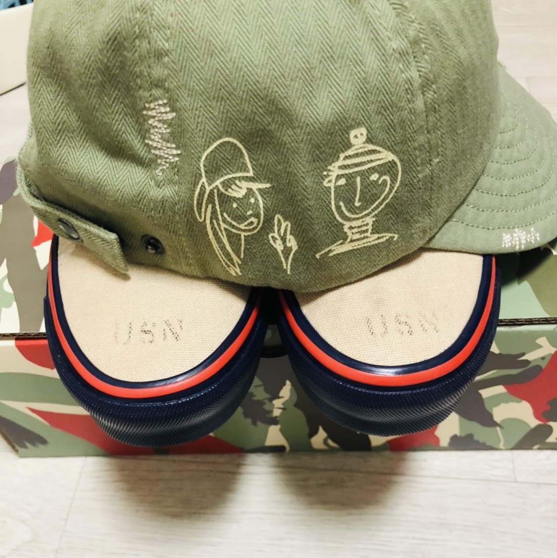 Vans Vault x Nigel Cabourn OG Authentic LX Worn White Navy 착용 스타일 - 2