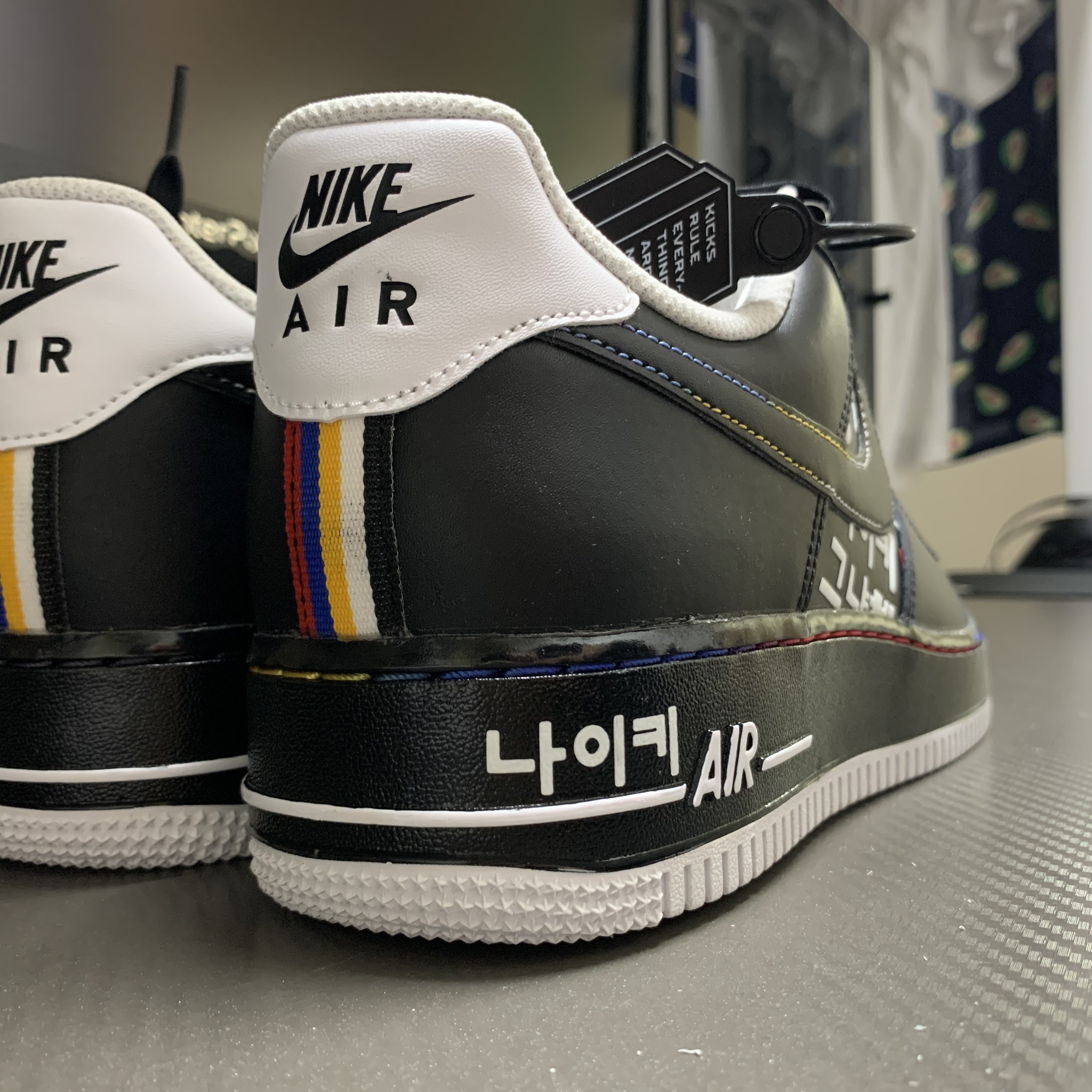 Nike Air Force 1 '07 LV8 Hangul Day 착용 스타일 - 1