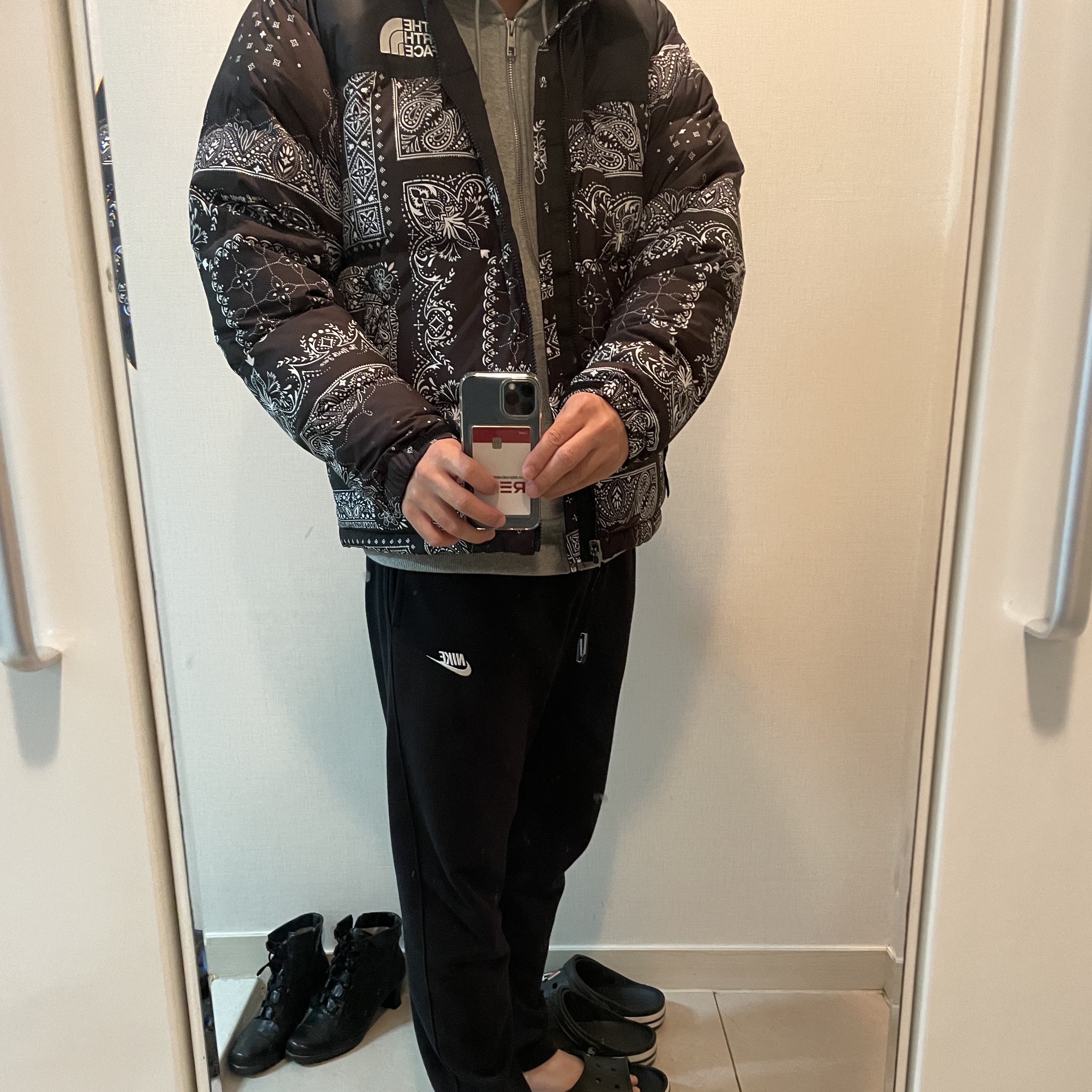 The North Face 1996 Novelty Nuptse Jacket Real Black - 21FW 착용 스타일 - 3