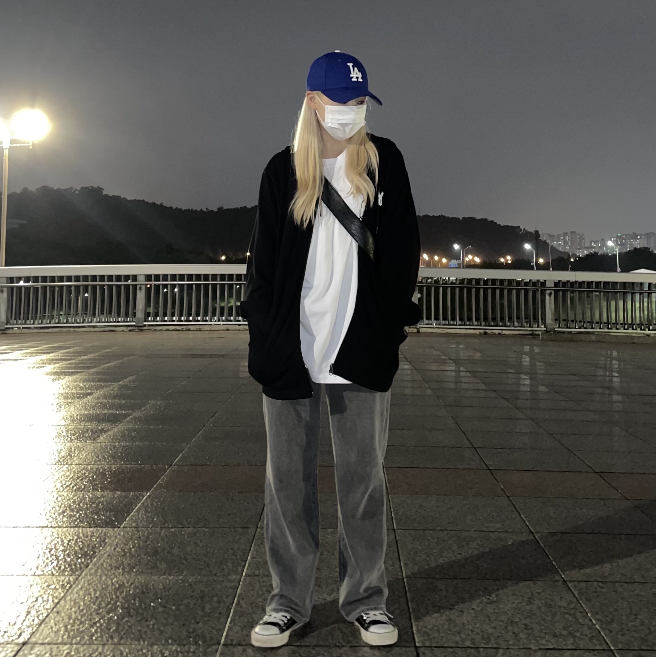 Converse Chuck 70 Hi Black 착용 스타일 - 1