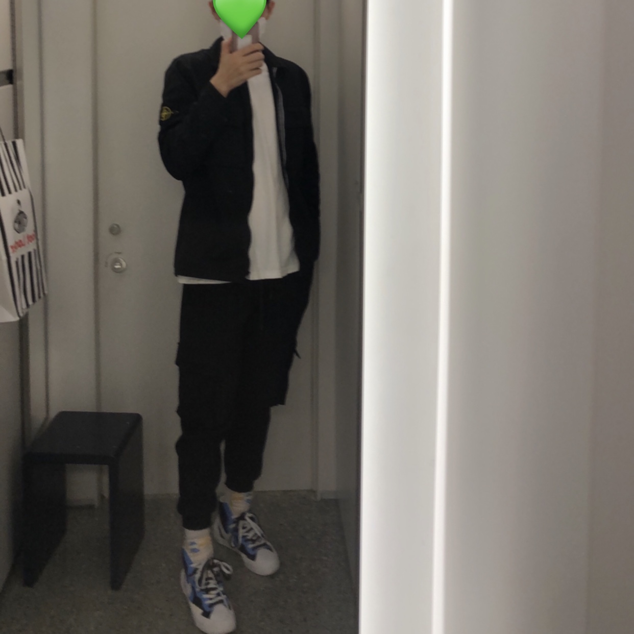 Stone Island 113WN T.CO+OLD Overshirt Black - 21FW, Nike x Sacai Blazer Mid White Black Legend Blue 착용 스타일