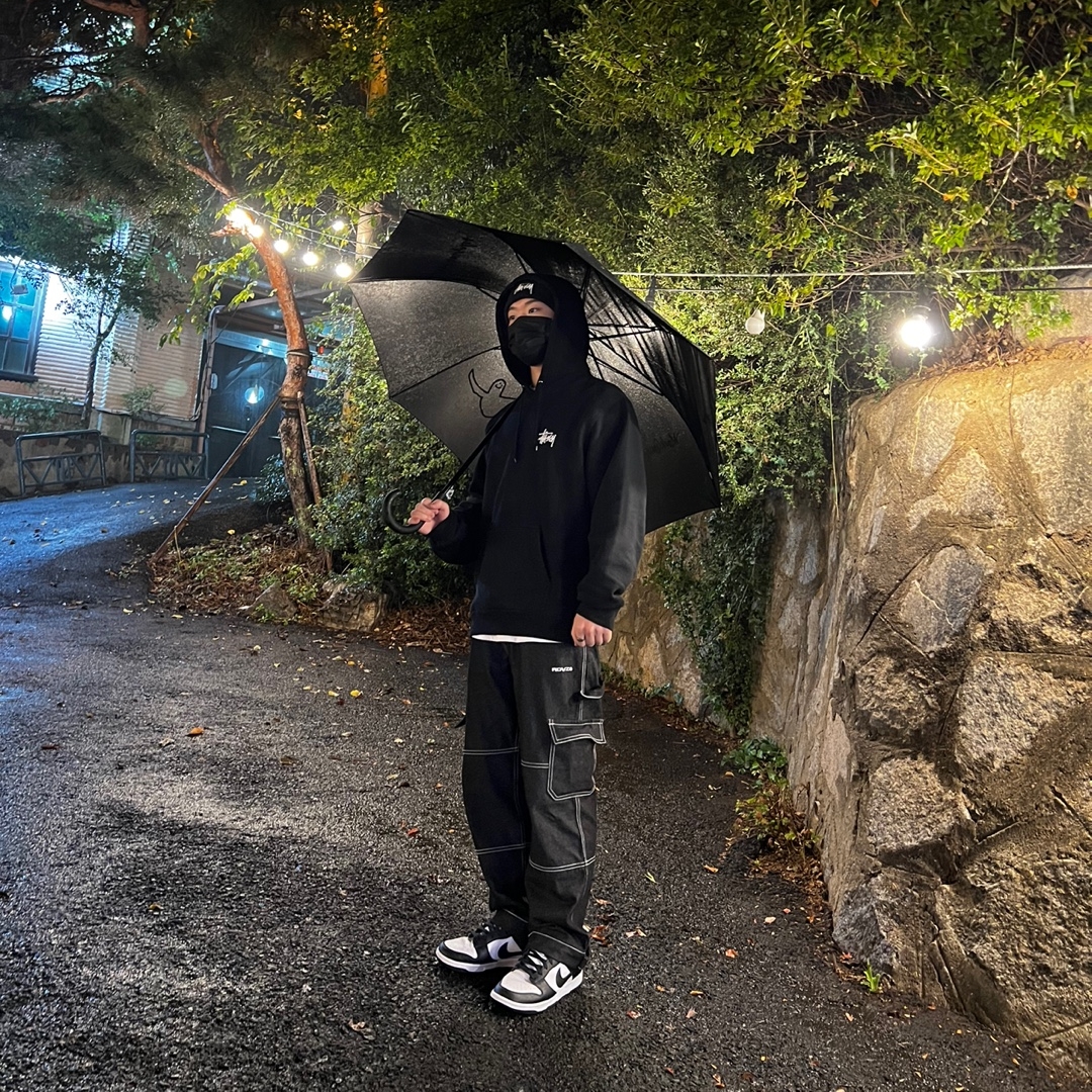 Nike x Stussy Cuff Beanie Black, Stussy Basic Stussy Hoodie Black 2021 착용 스타일