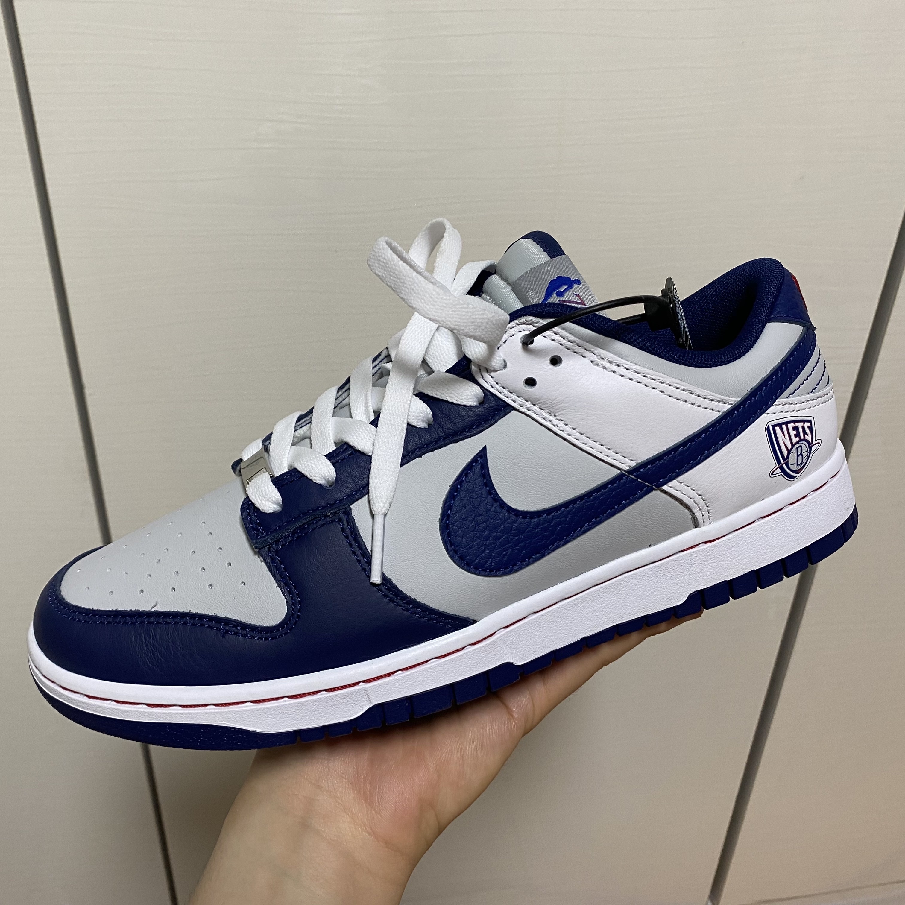 Nike x NBA Dunk Low Retro EMB Nets 착용 스타일 - 1