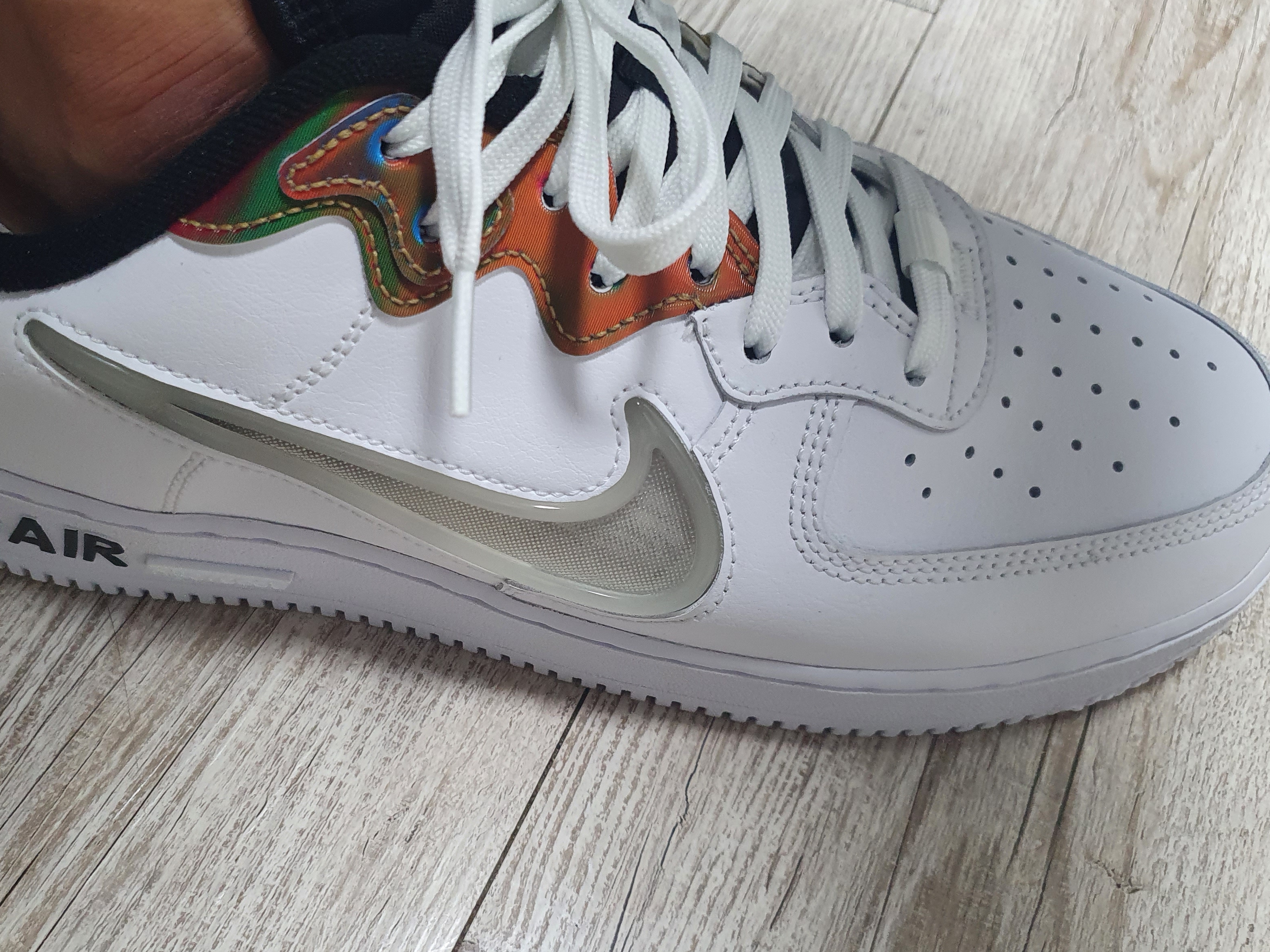 Nike Air Force 1 React LV8 White Glow 착용 스타일 - 4
