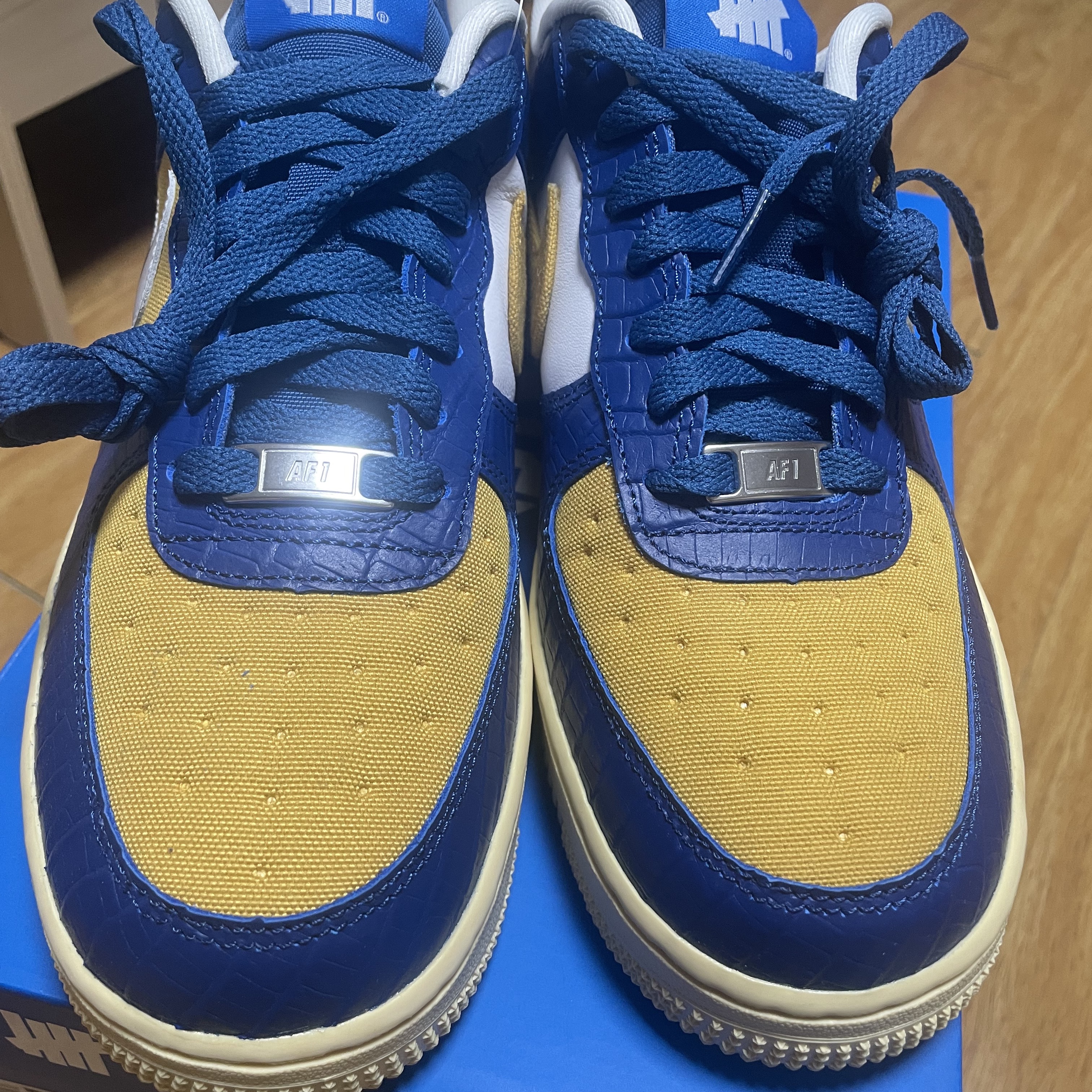 Nike x Undefeated Air Force 1 Low SP 5 On It Court Blue 착용 스타일 - 4
