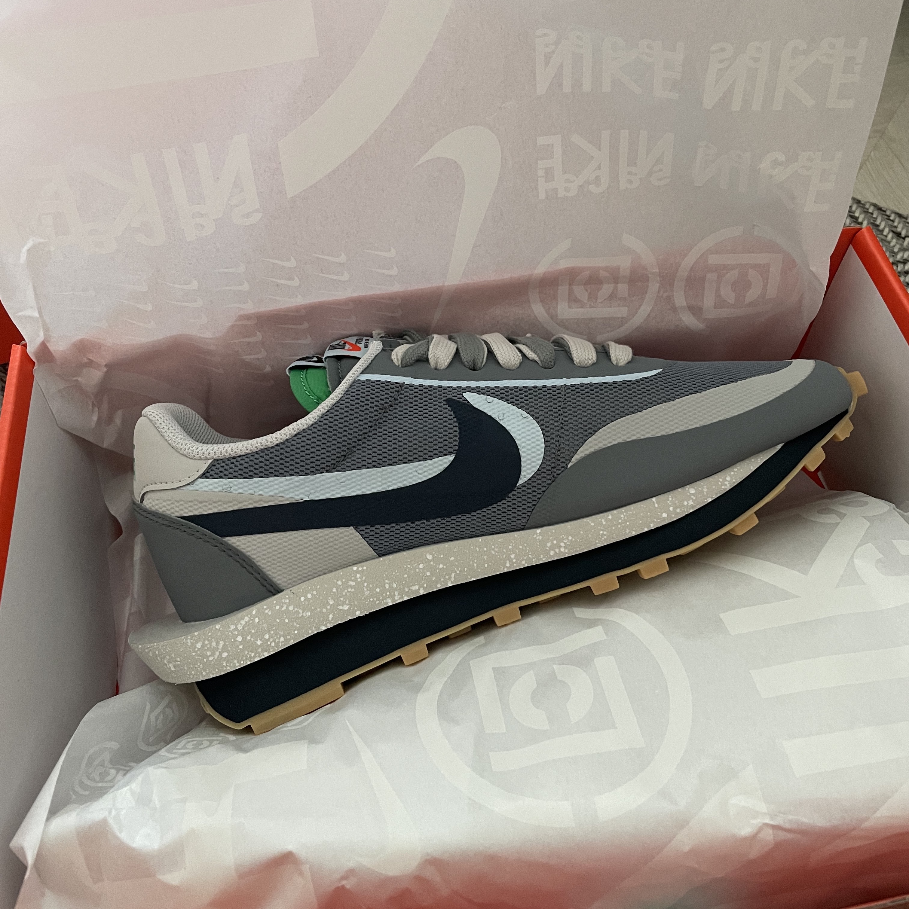 Nike x Sacai x Clot LDWaffle Cool Grey 착용 스타일