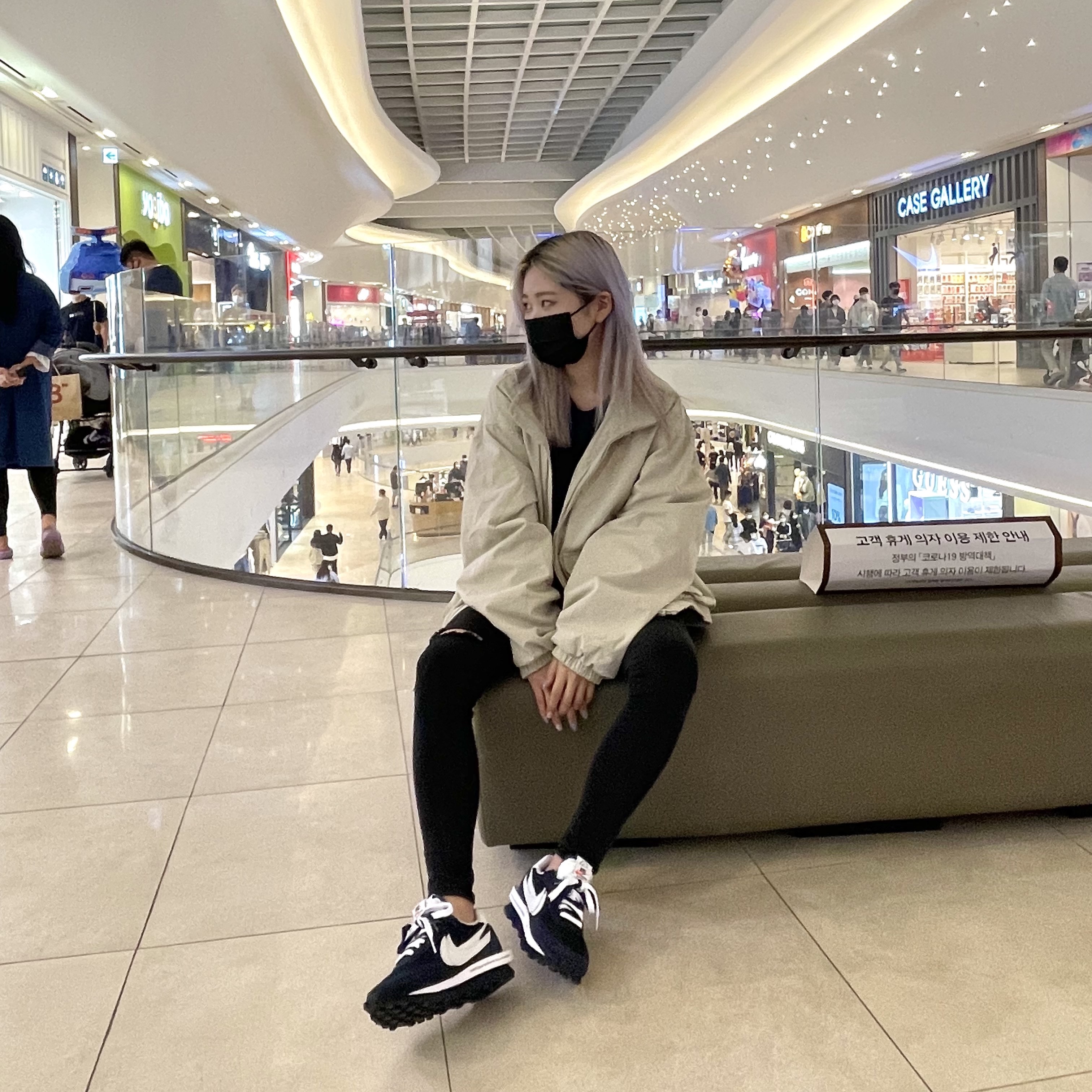 Nike x Sacai x Fragment LDWaffle Blackened Blue 착용 스타일