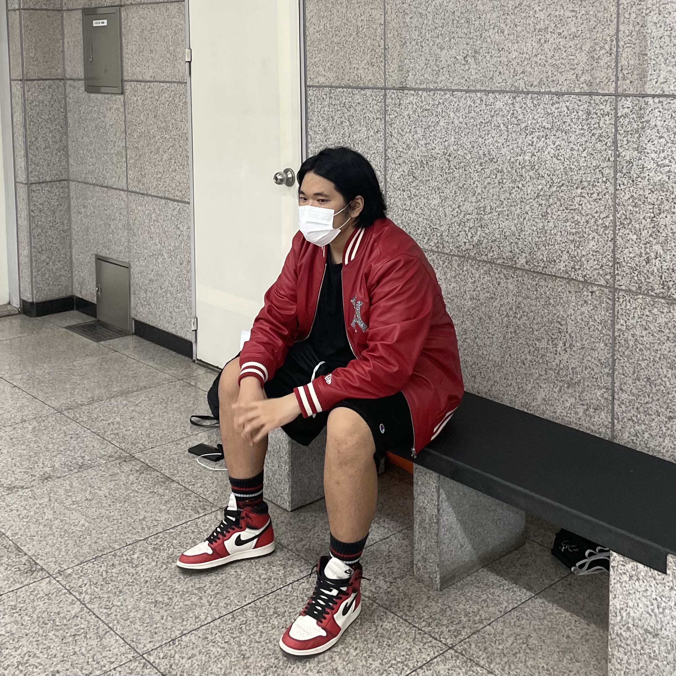 Jordan 1 Retro High OG Defiant SB LA to Chicago 착용 스타일
