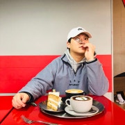 KREAM 프로필 이미지