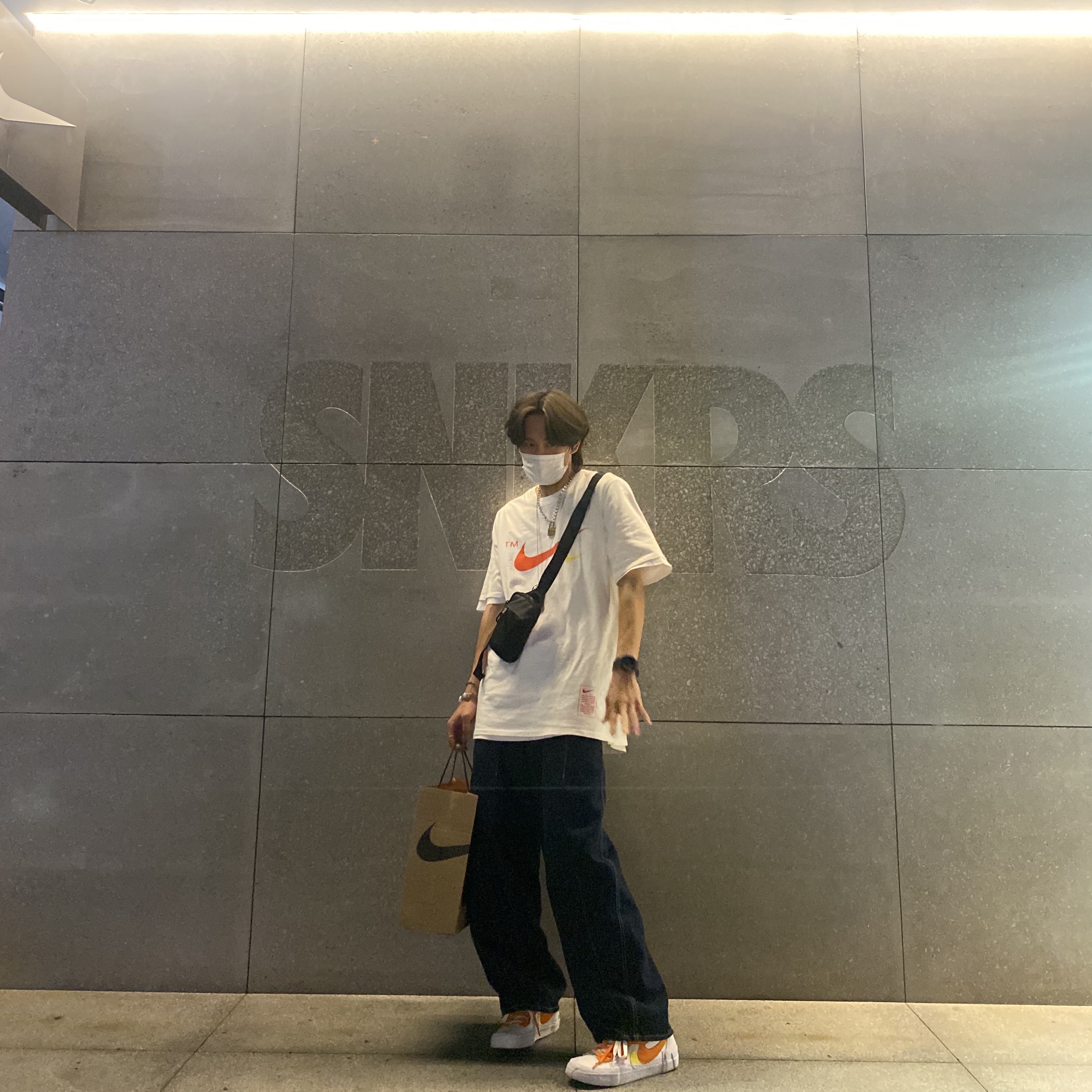 Nike x Sacai Blazer Low Magma Orange 착용 스타일