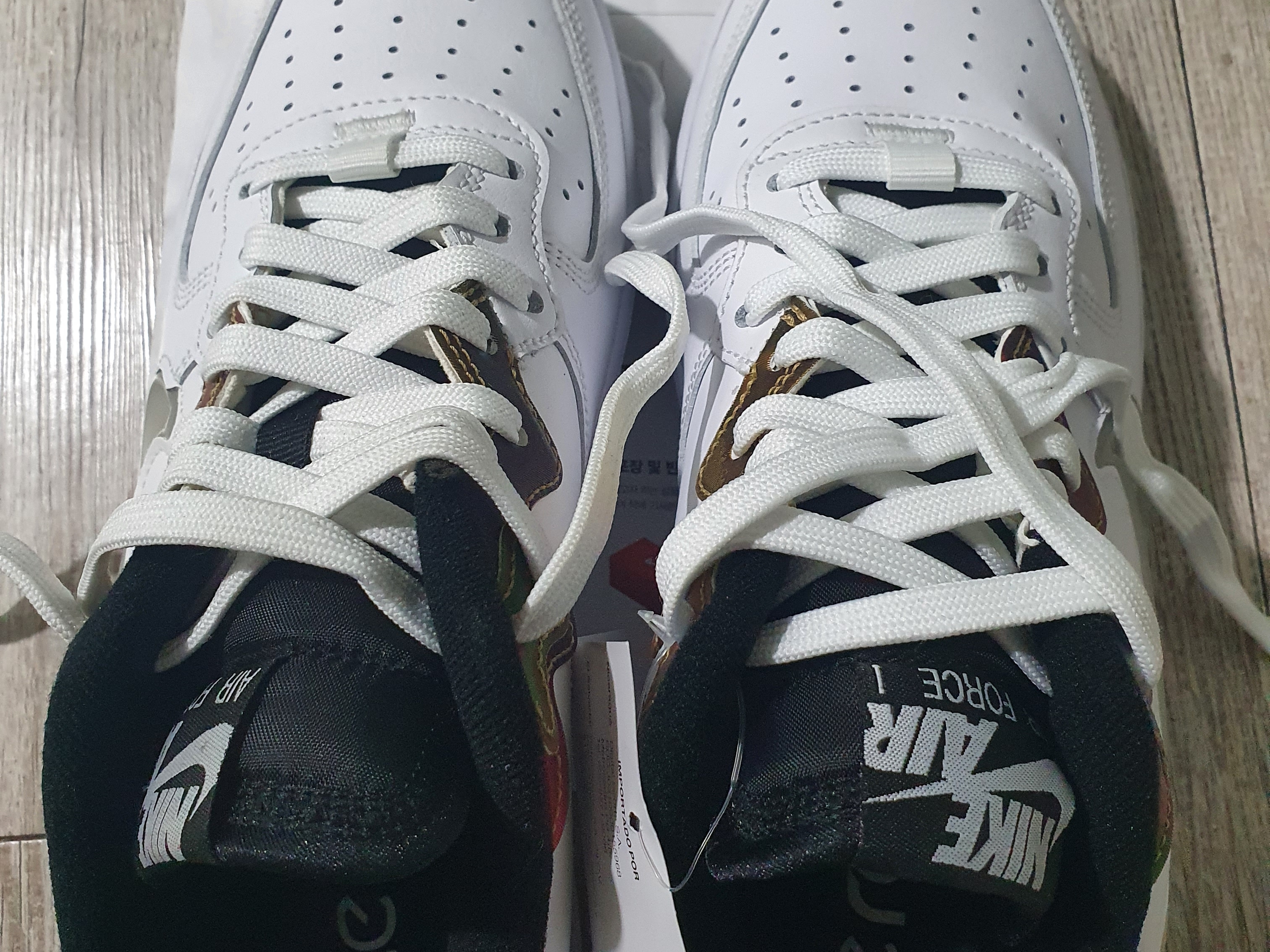 Nike Air Force 1 React LV8 White Glow 착용 스타일 - 3