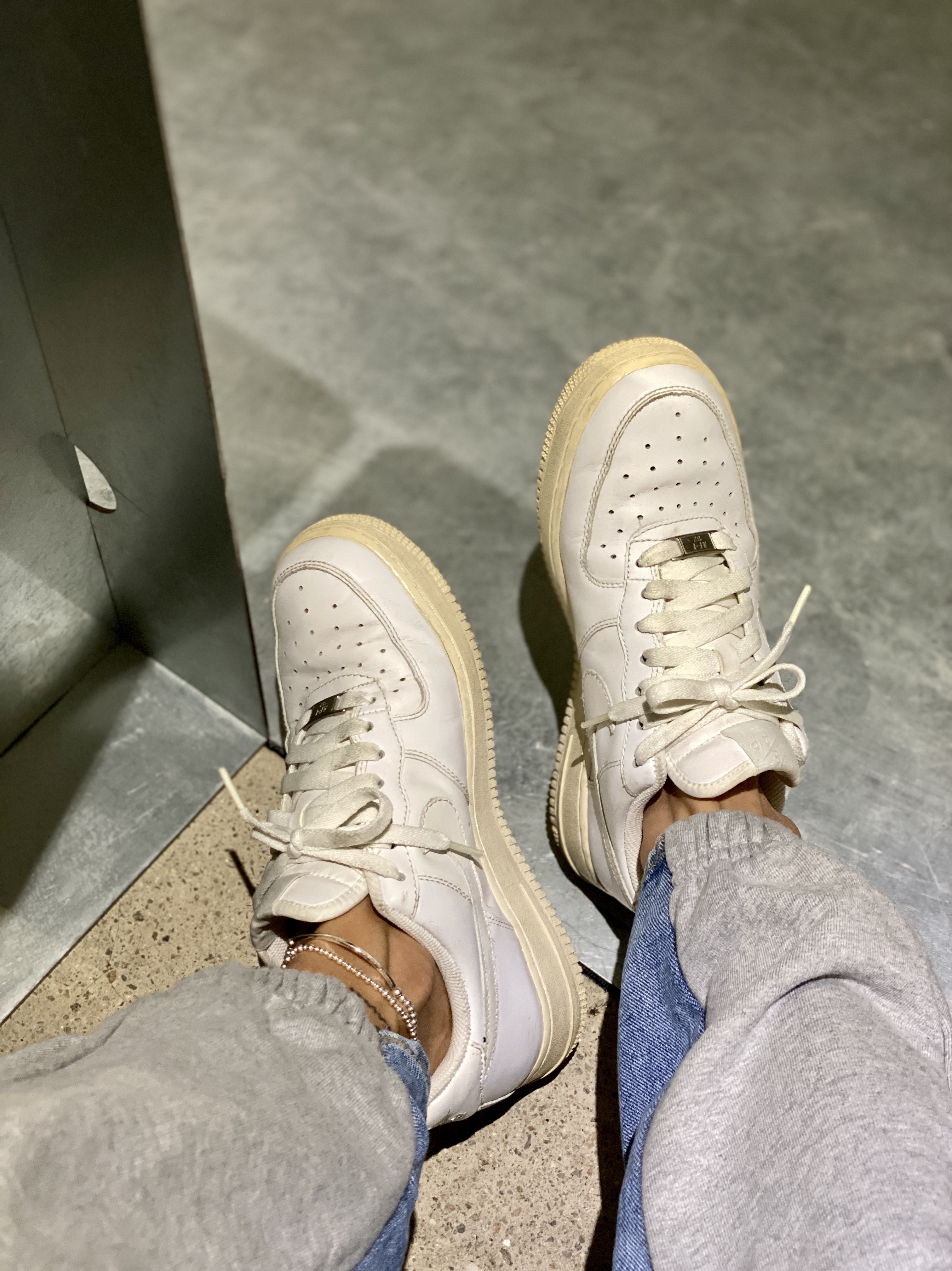 Nike Air Force 1 '07 Low White 착용 스타일 - 2