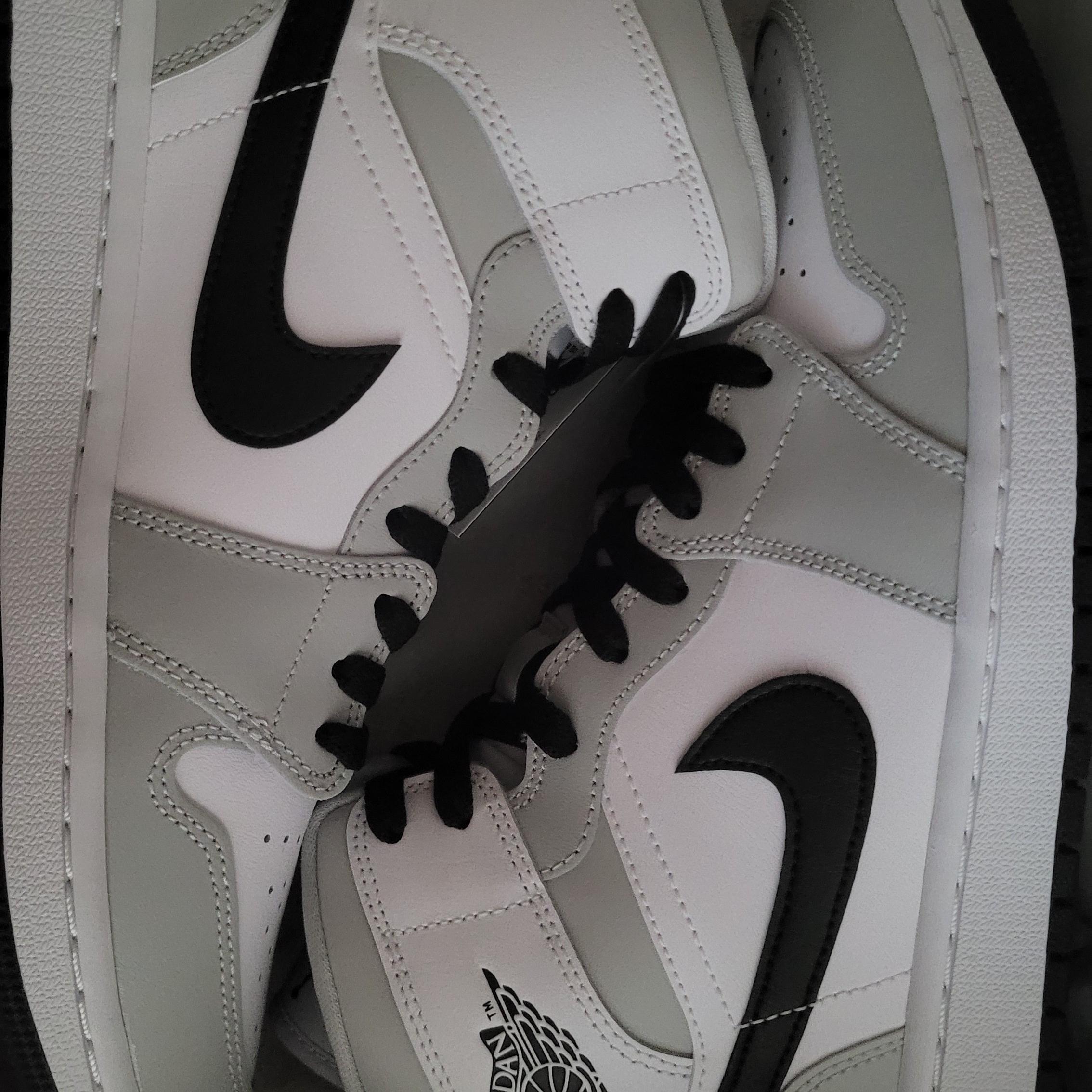 (W) Jordan 1 Mid Grey Fog 착용 스타일