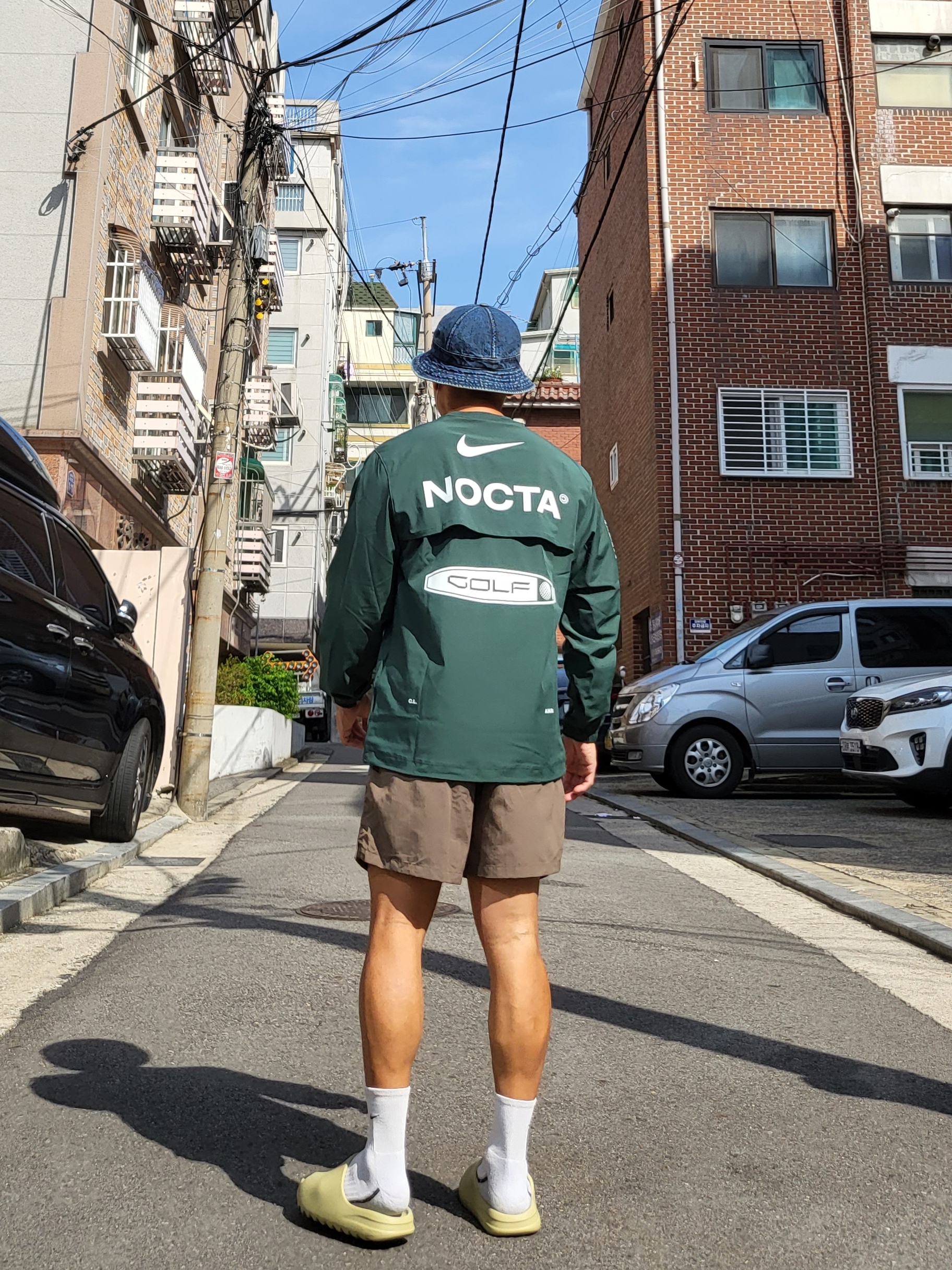 Nike x Drake Nocta Golf Crewneck Top Green - Asia, Stussy Big Stock Water Shorts Brown 착용 스타일 - 3