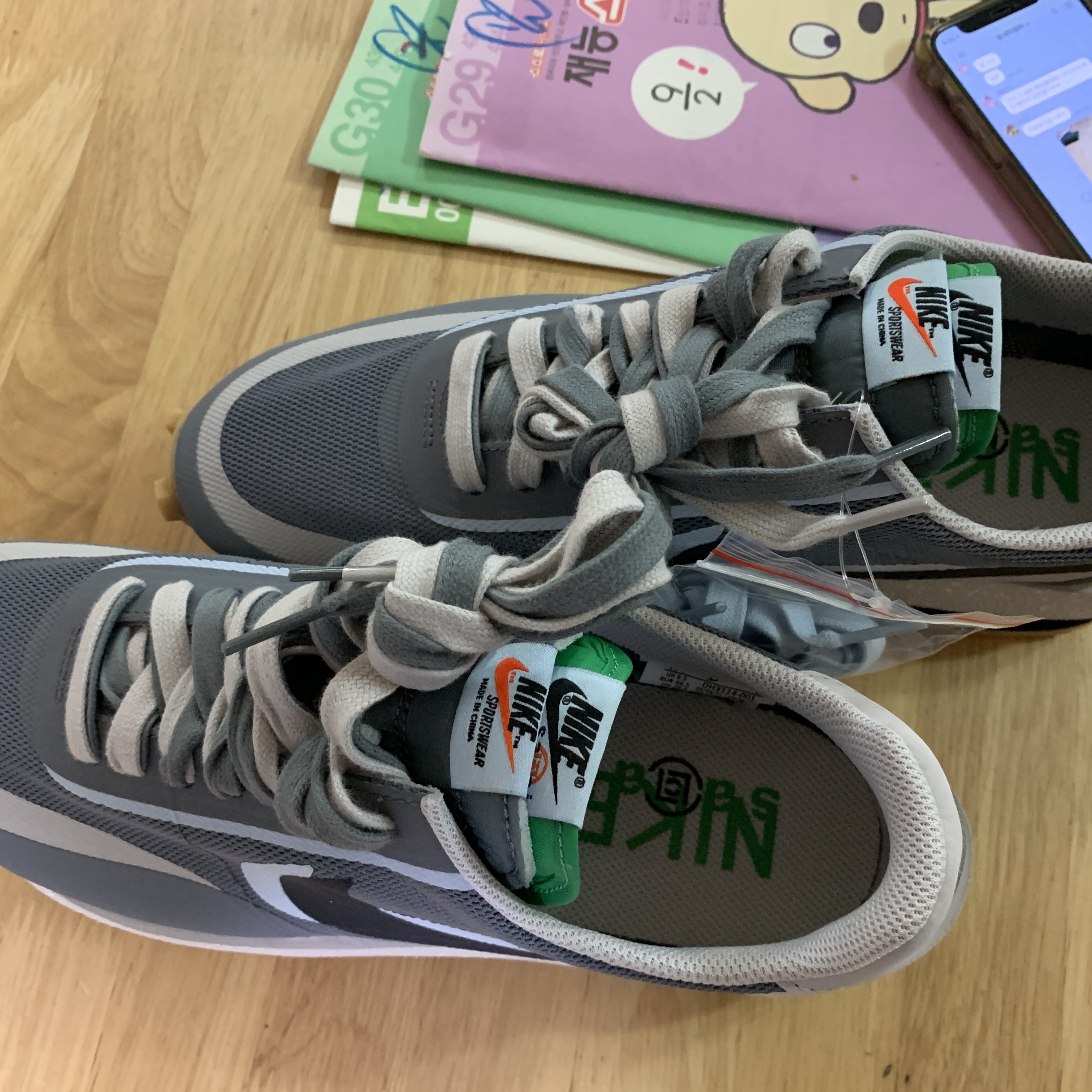 Nike x Sacai x Clot LDWaffle Cool Grey 착용 스타일 - 2
