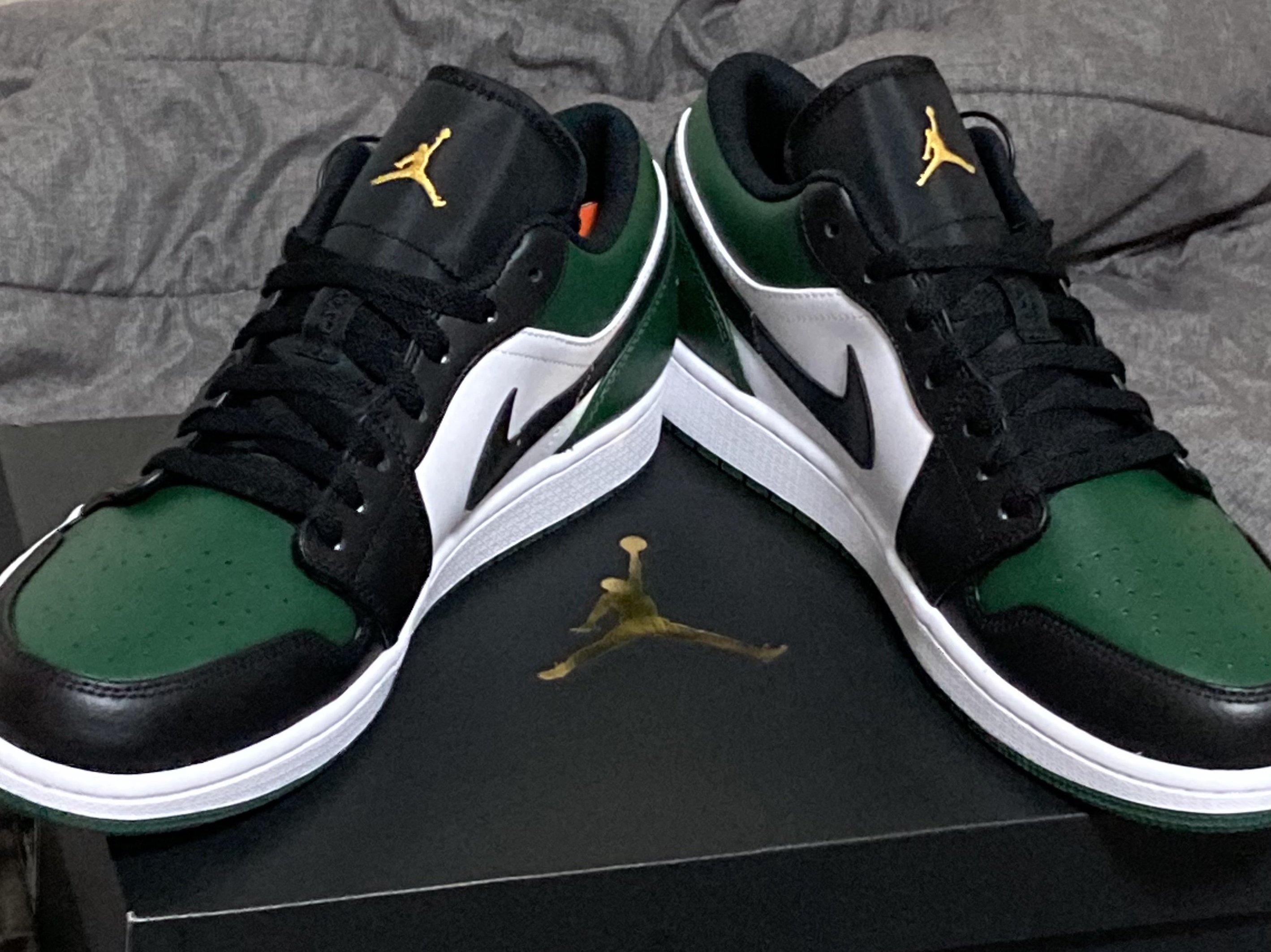 Jordan 1 Low Green Toe 착용 스타일