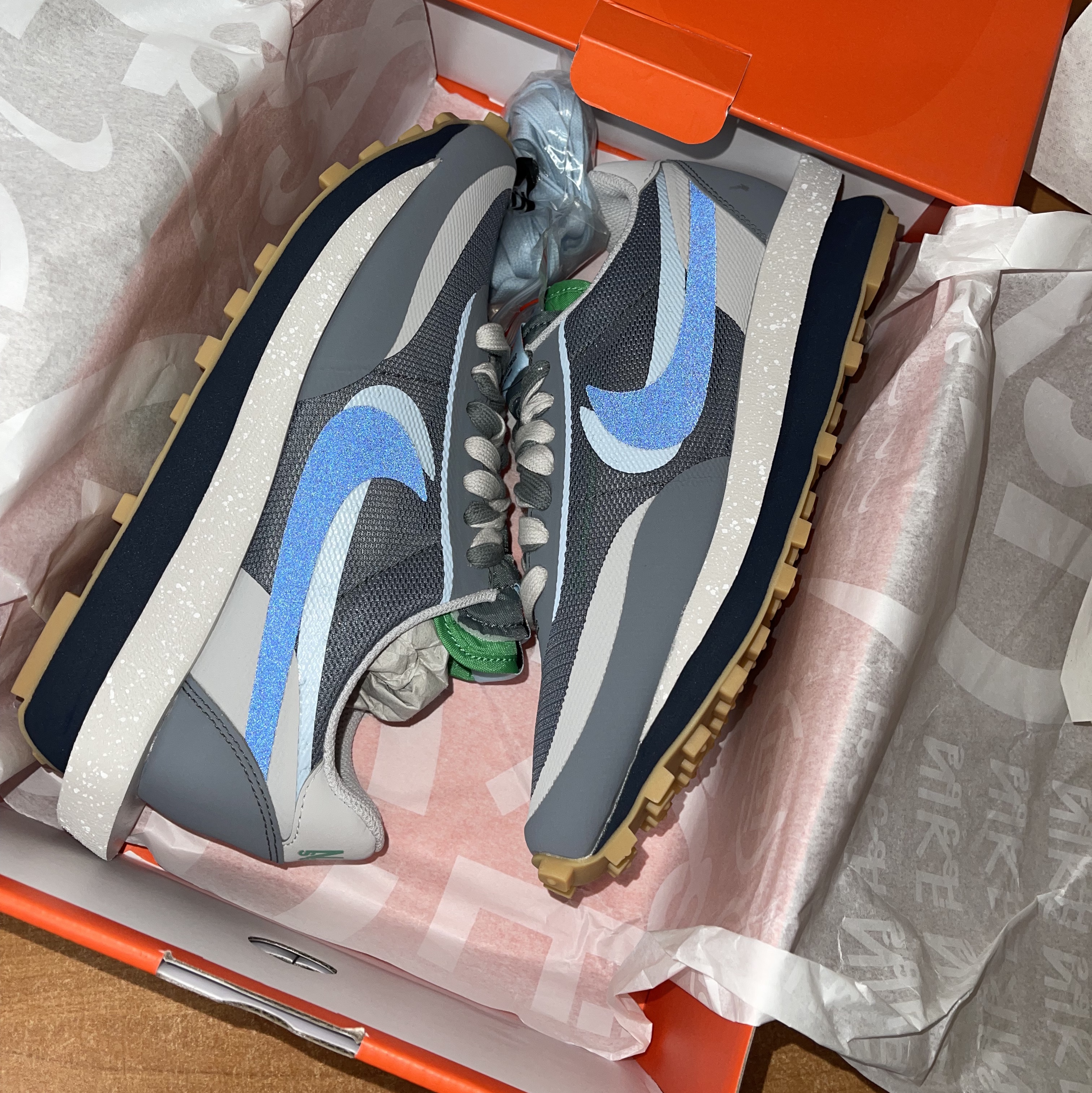 Nike x Sacai x Clot LDWaffle Cool Grey 착용 스타일 - 1